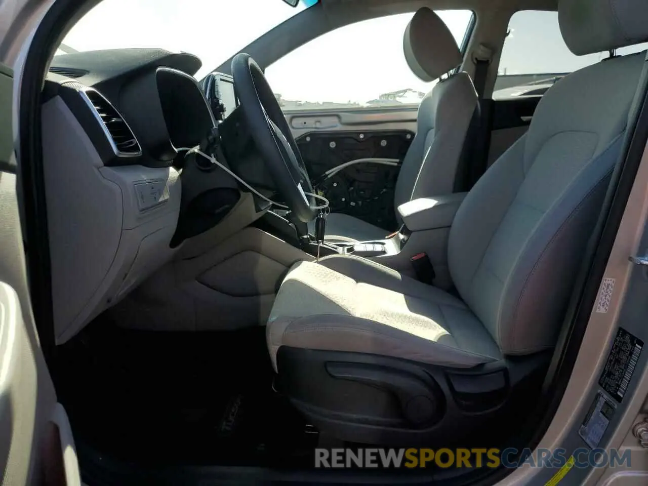 7 Photograph of a damaged car KM8J2CA49LU278096 HYUNDAI TUCSON 2020