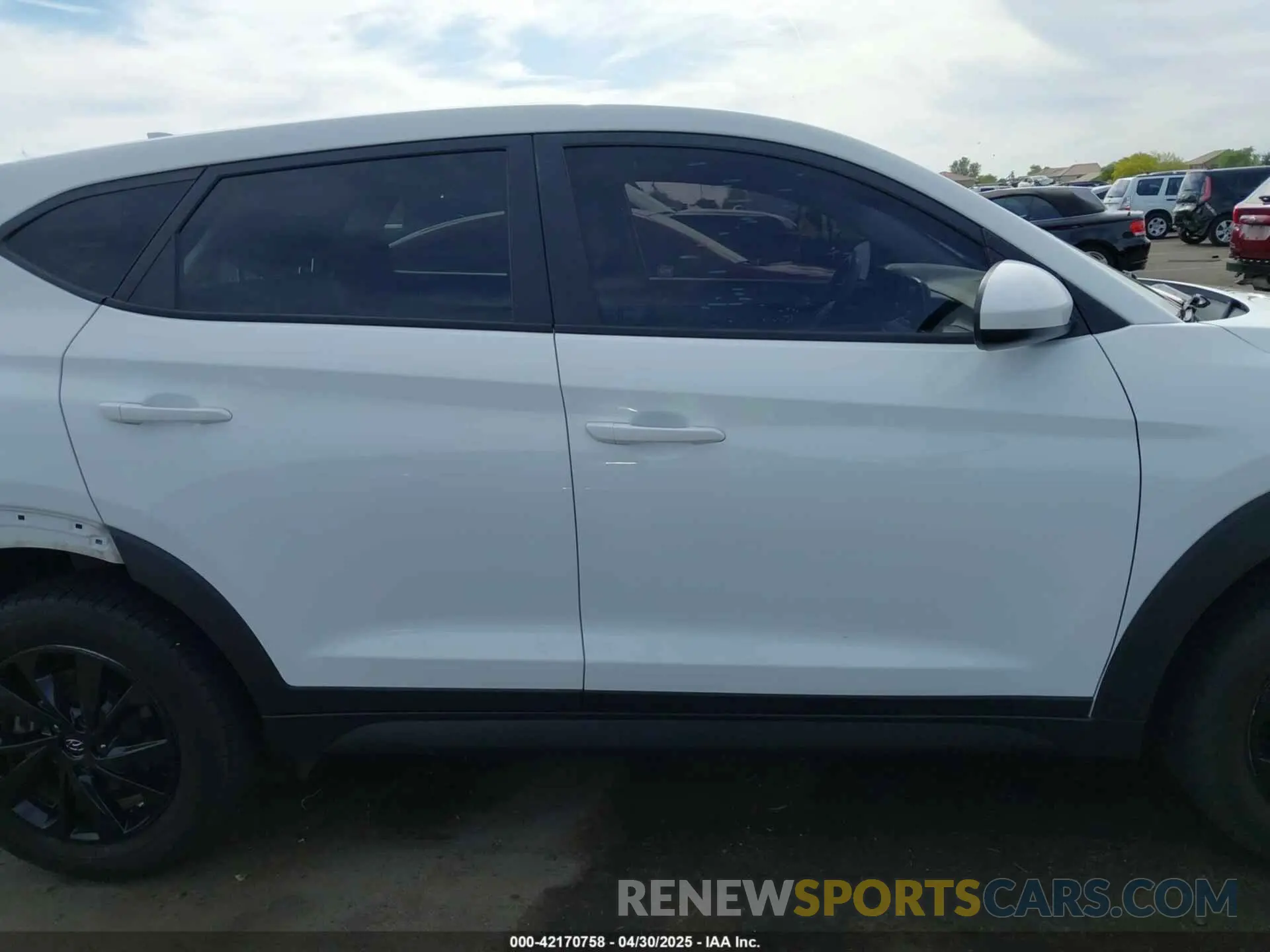 14 Photograph of a damaged car KM8J2CA4XLU159781 HYUNDAI TUCSON 2020