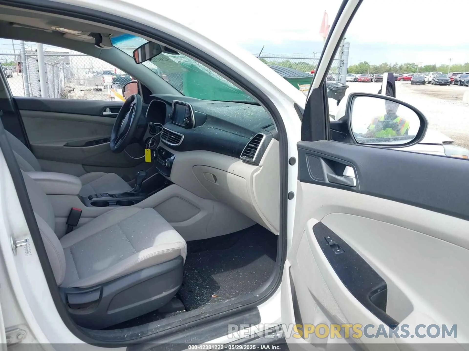 5 Фотография поврежденного автомобиля KM8J2CA4XLU246502 HYUNDAI TUCSON 2020