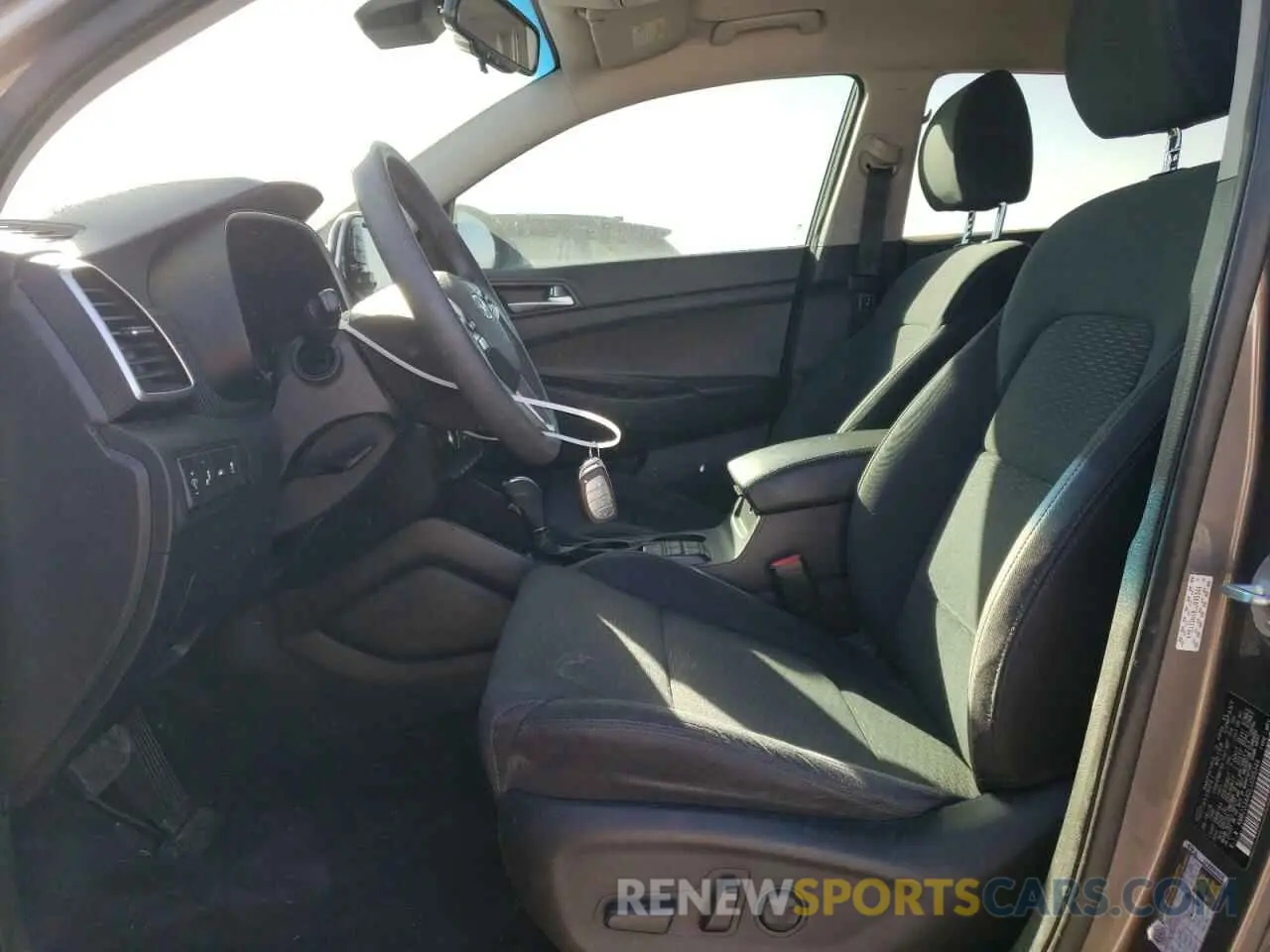 7 Photograph of a damaged car KM8J33A40LU095344 HYUNDAI TUCSON 2020