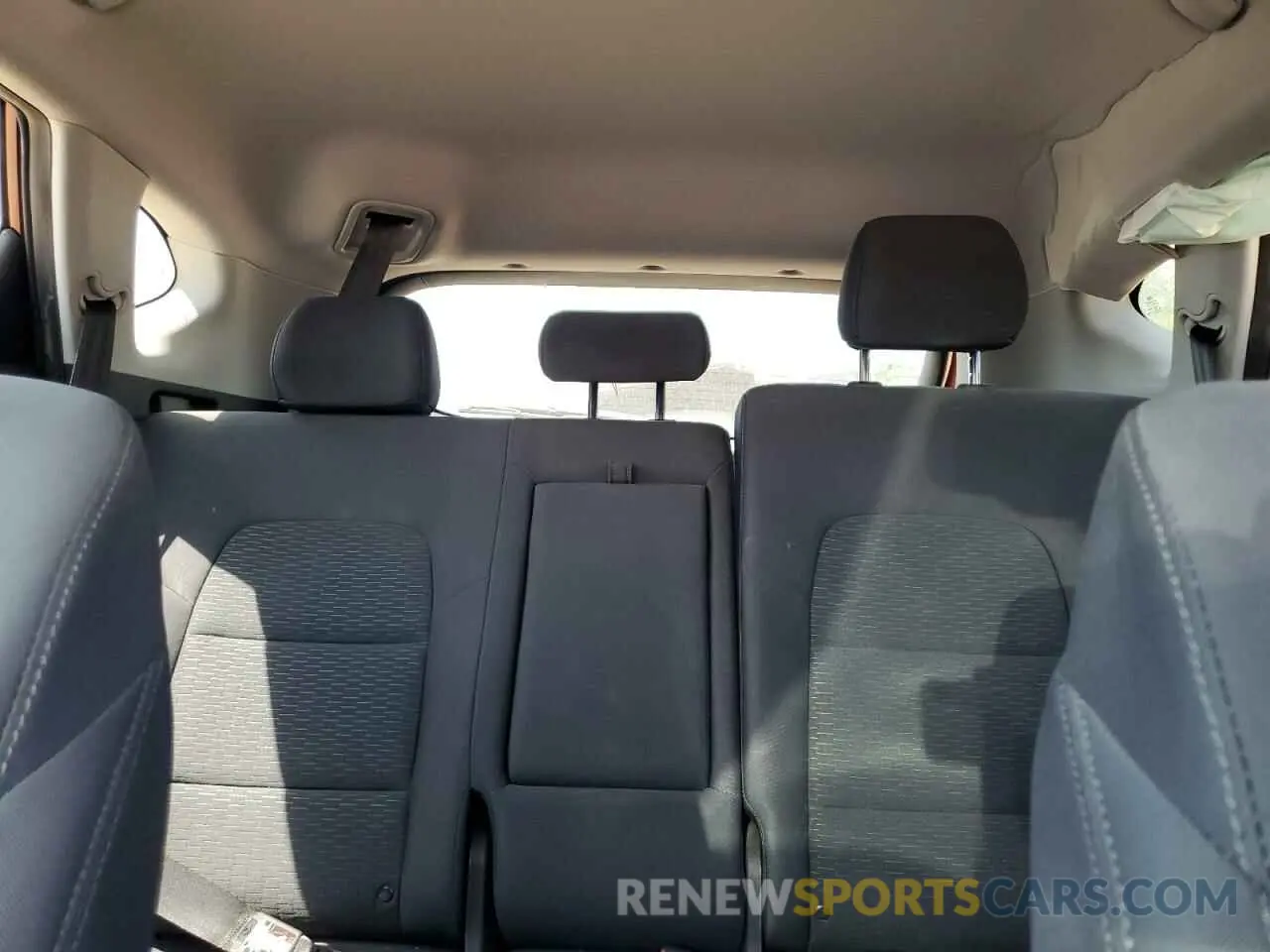 10 Photograph of a damaged car KM8J33A41LU085406 HYUNDAI TUCSON 2020