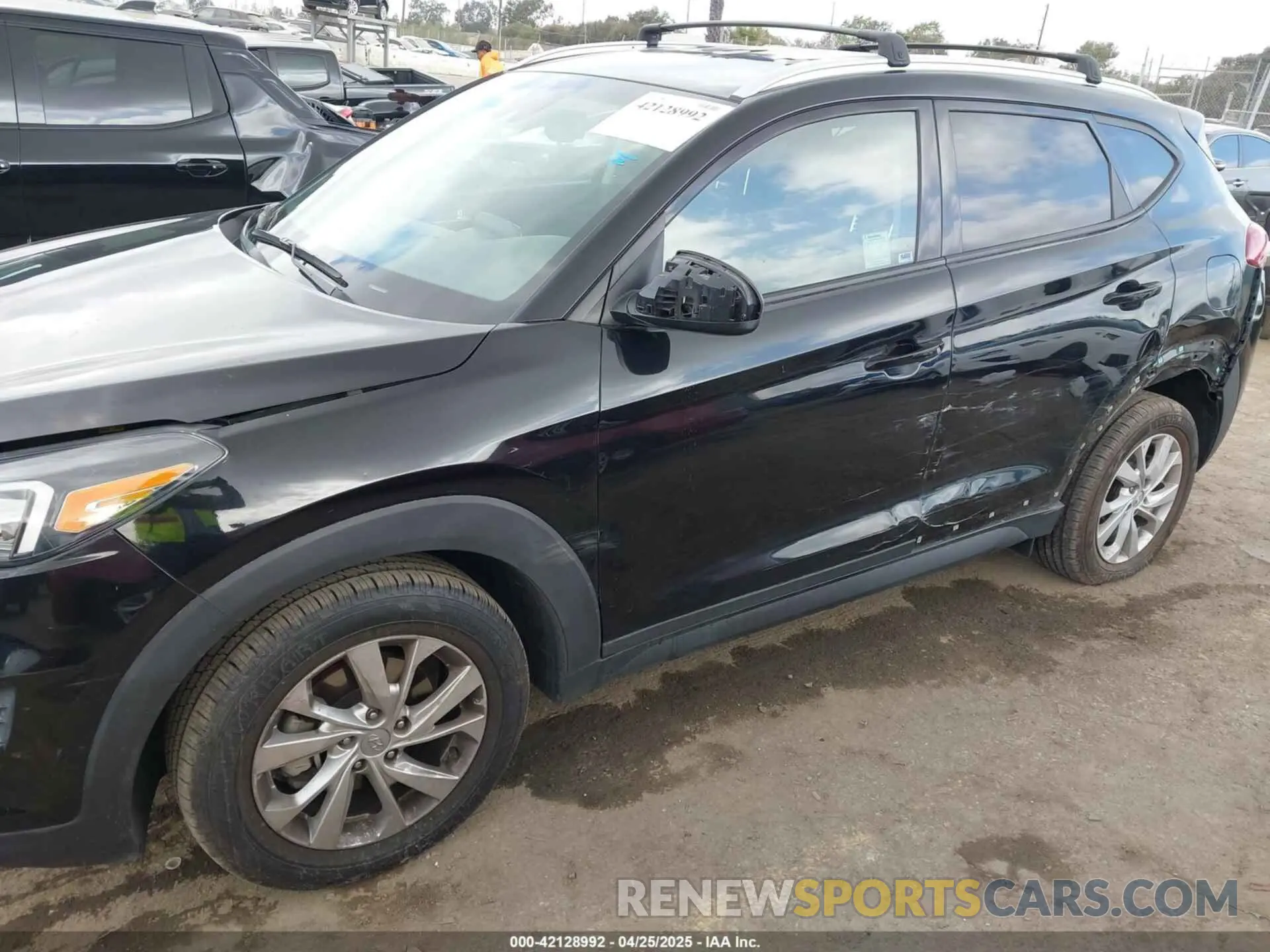 18 Фотография поврежденного автомобиля KM8J33A42LU141871 HYUNDAI TUCSON 2020