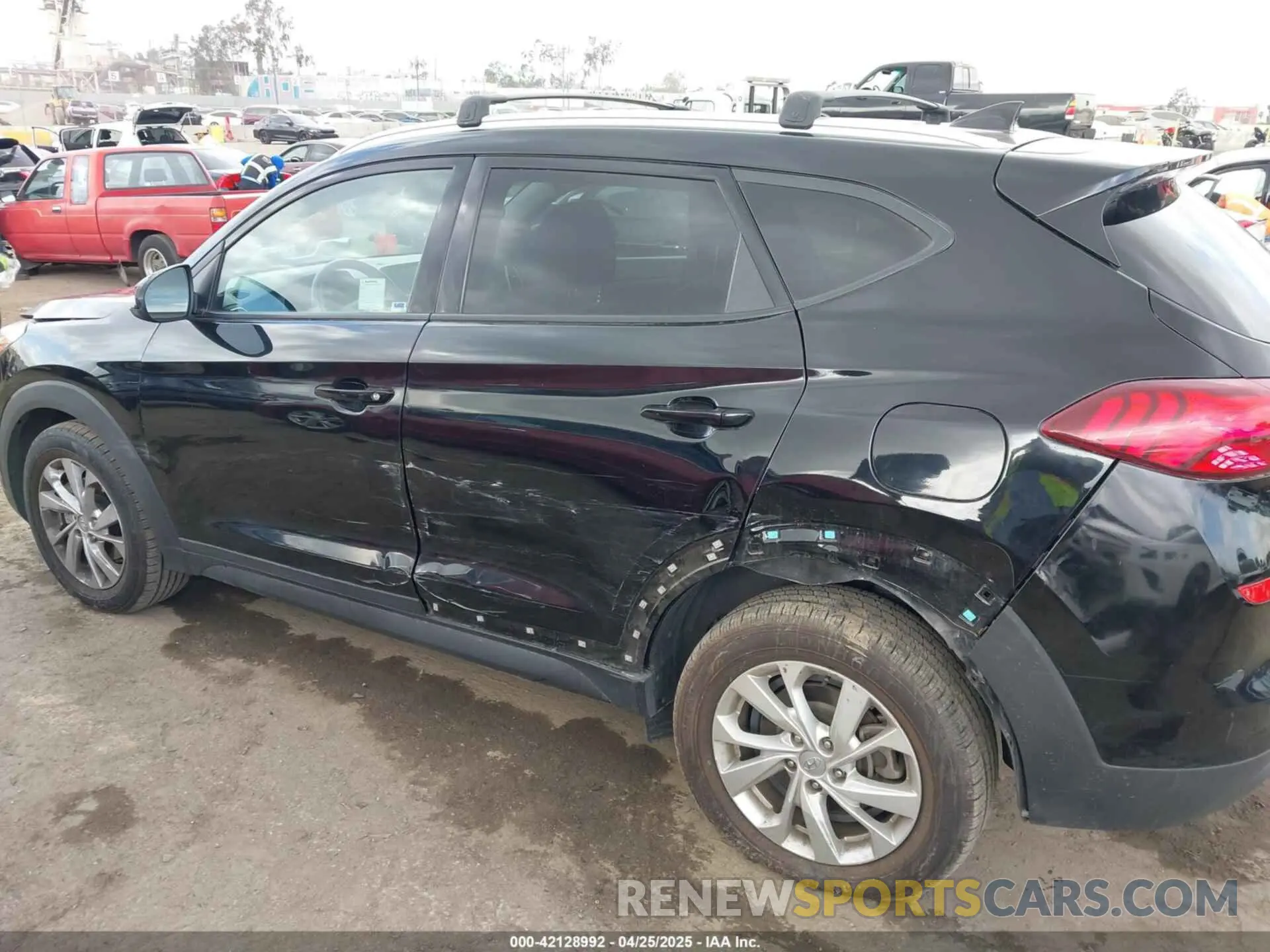 19 Фотография поврежденного автомобиля KM8J33A42LU141871 HYUNDAI TUCSON 2020
