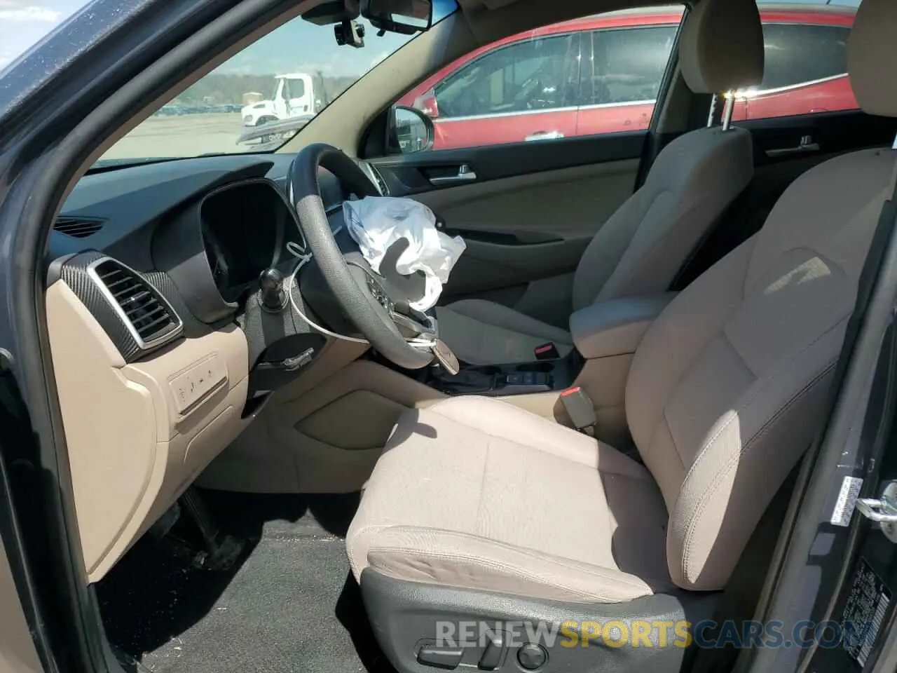 7 Photograph of a damaged car KM8J33A44LU268105 HYUNDAI TUCSON 2020