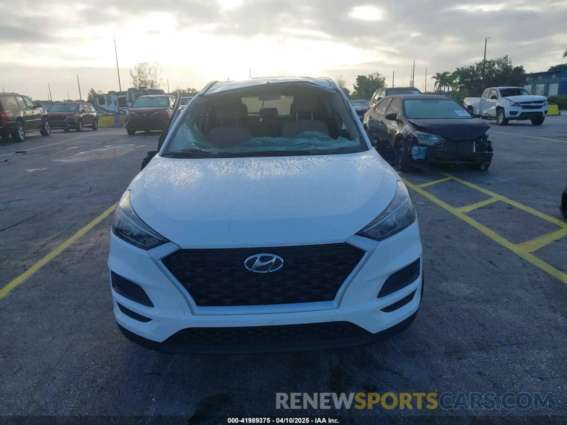 11 Photograph of a damaged car KM8J33A44LU272445 HYUNDAI TUCSON 2020