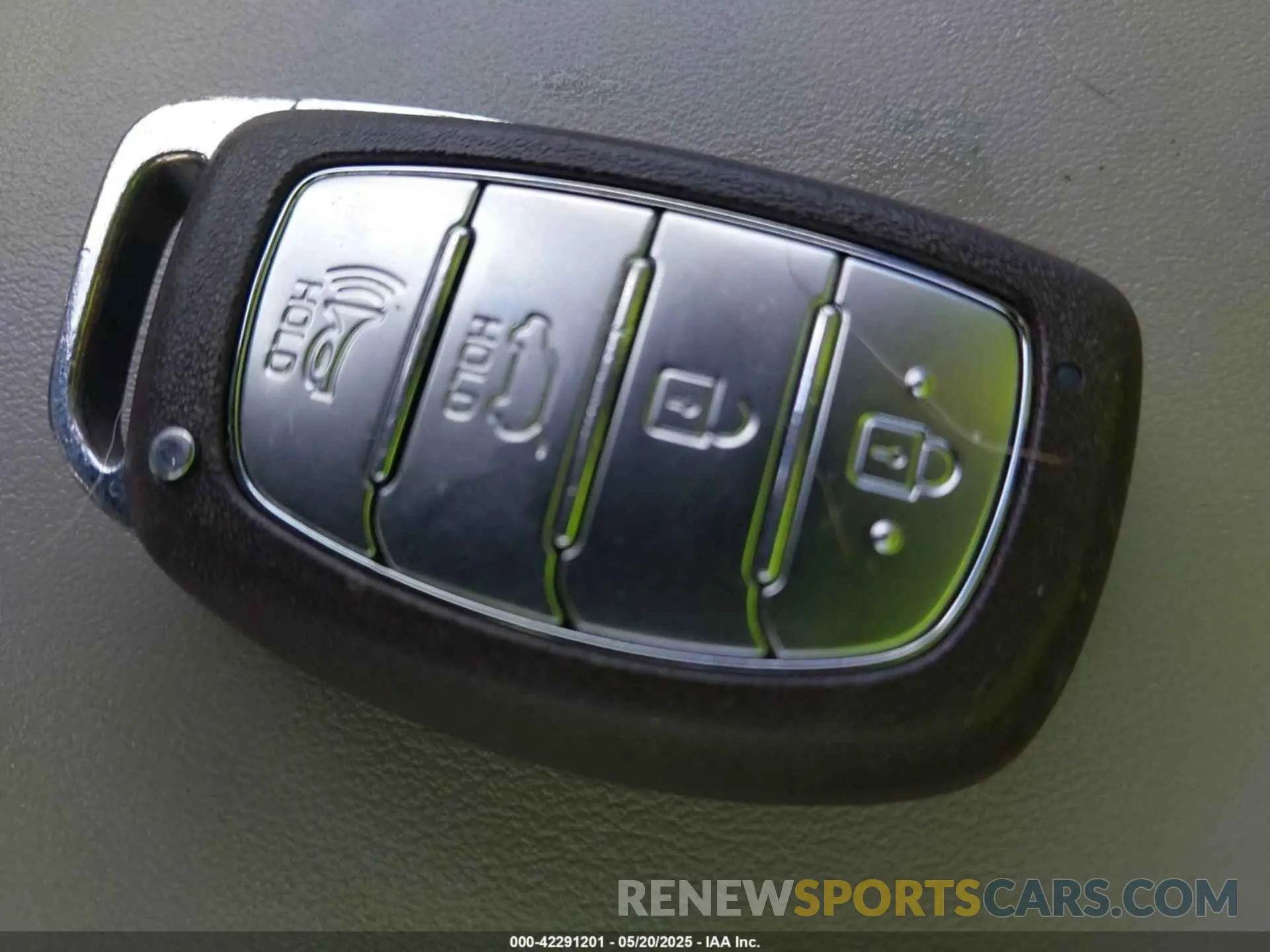 11 Фотография поврежденного автомобиля KM8J33A45LU114065 HYUNDAI TUCSON 2020