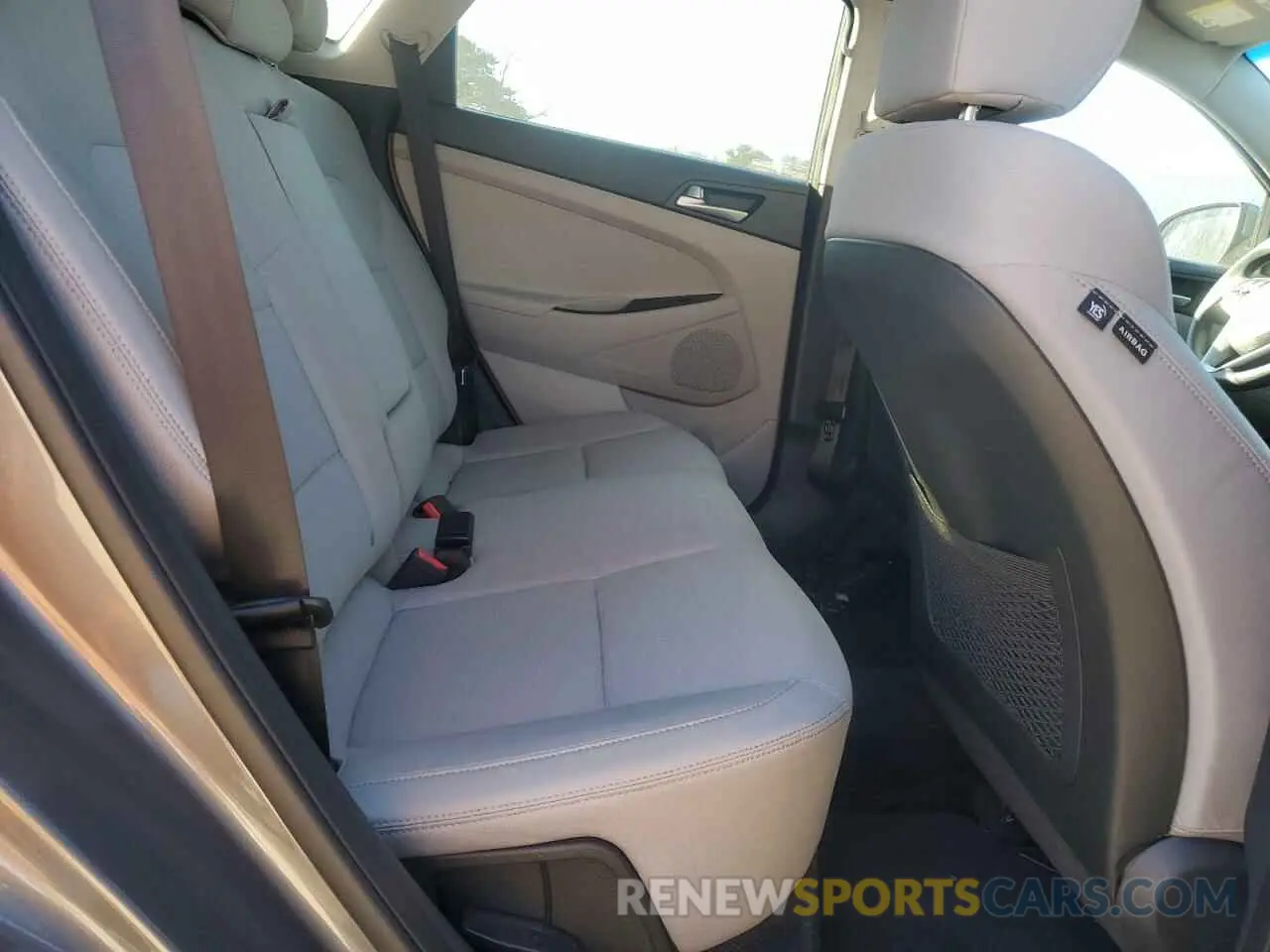 11 Photograph of a damaged car KM8J33A45LU157725 HYUNDAI TUCSON 2020