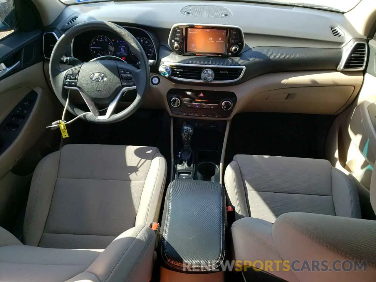 8 Photograph of a damaged car KM8J33A45LU201903 HYUNDAI TUCSON 2020