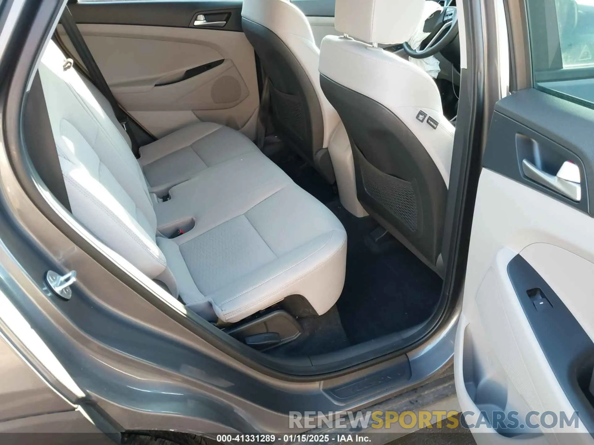 8 Photograph of a damaged car KM8J33A46LU160018 HYUNDAI TUCSON 2020
