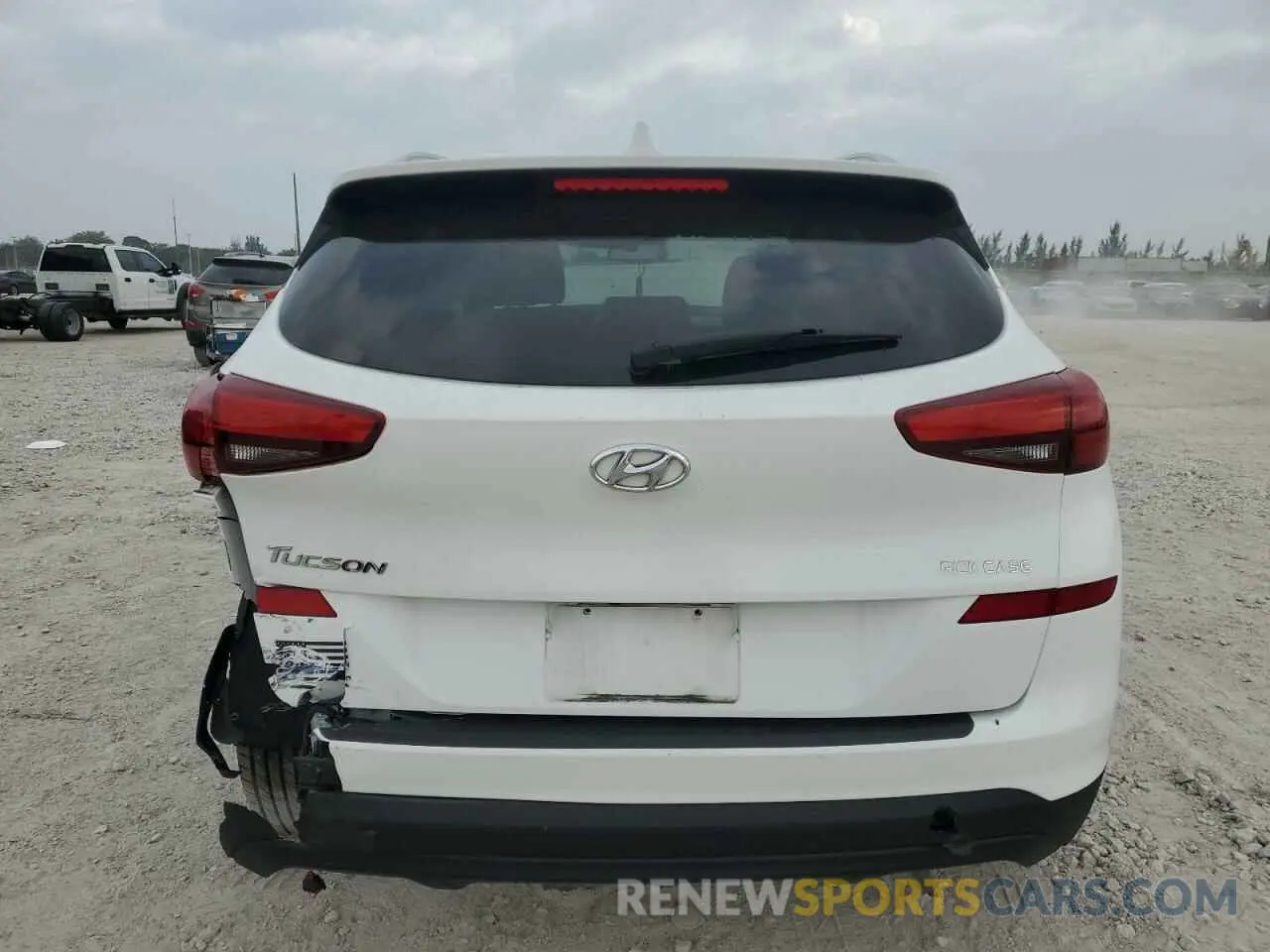 6 Фотография поврежденного автомобиля KM8J33A47LU272312 HYUNDAI TUCSON 2020