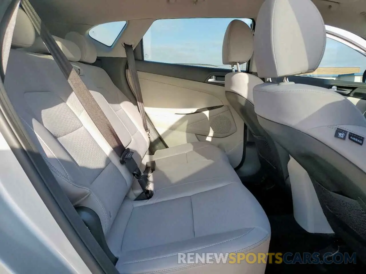 11 Фотография поврежденного автомобиля KM8J33A49LU142337 HYUNDAI TUCSON 2020