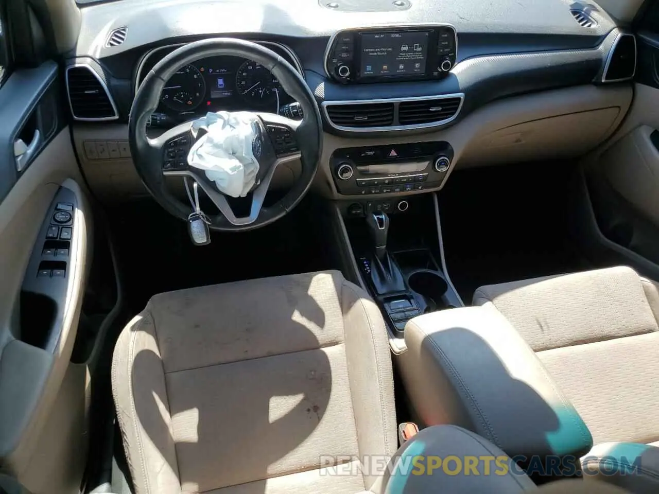 8 Photograph of a damaged car KM8J33AL6LU189882 HYUNDAI TUCSON 2020