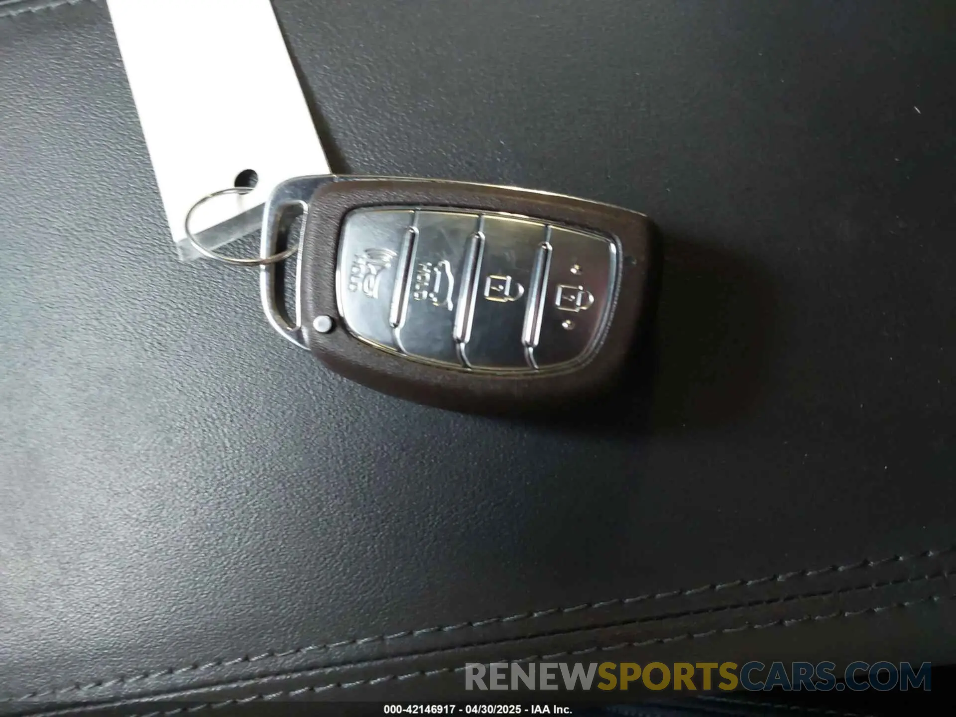 11 Photograph of a damaged car KM8J33AL8LU225362 HYUNDAI TUCSON 2020