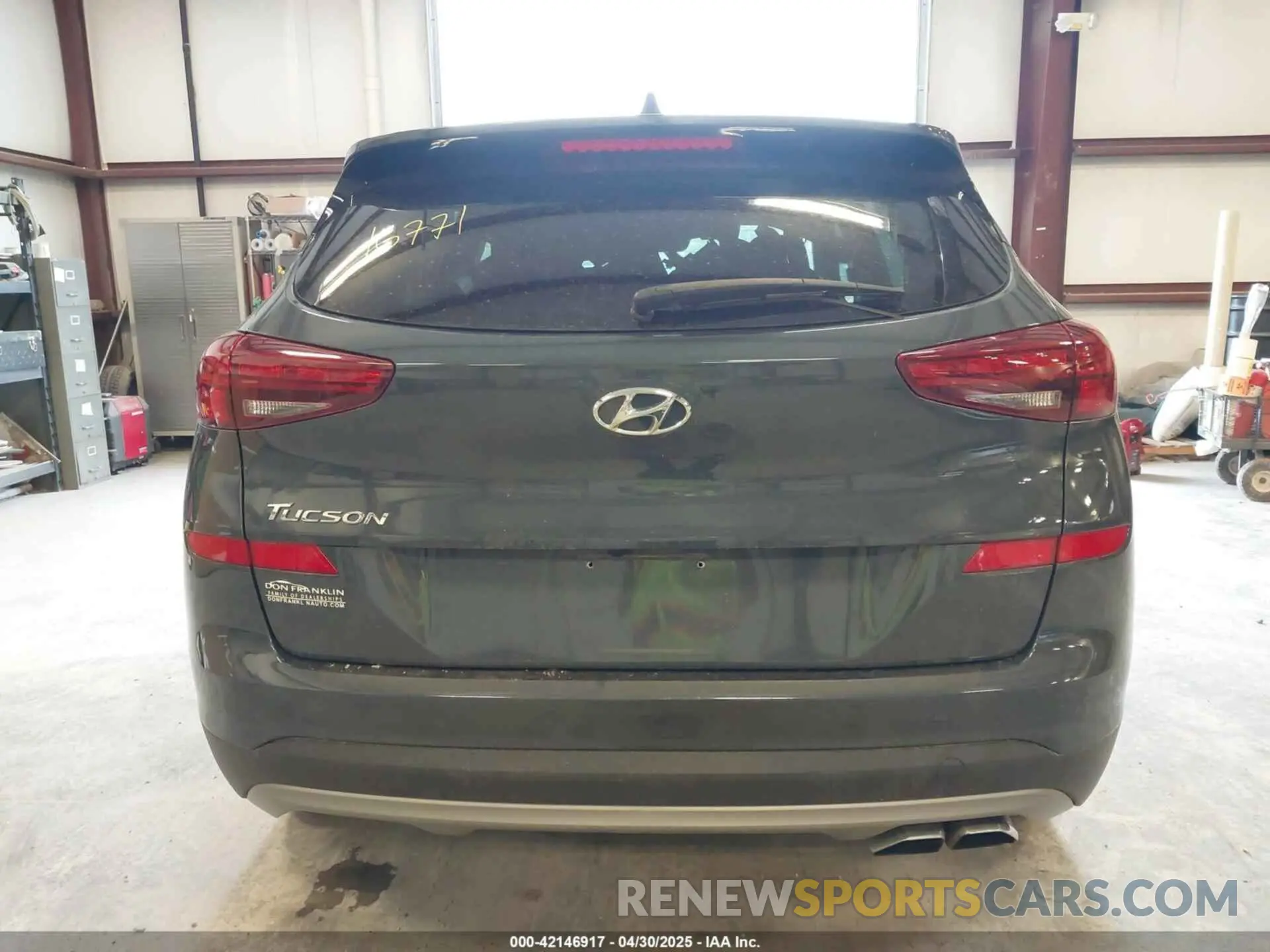 17 Photograph of a damaged car KM8J33AL8LU225362 HYUNDAI TUCSON 2020