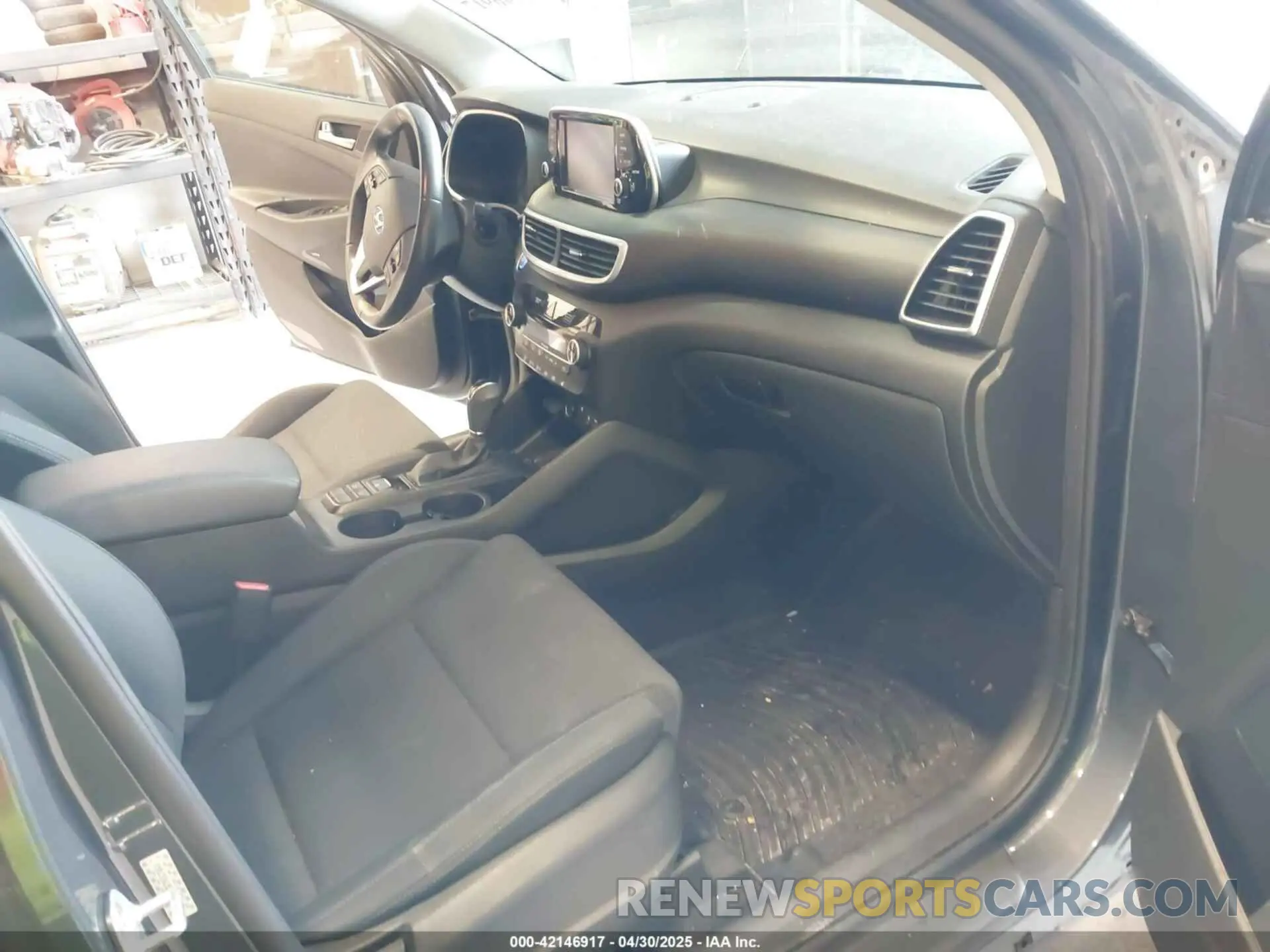5 Photograph of a damaged car KM8J33AL8LU225362 HYUNDAI TUCSON 2020
