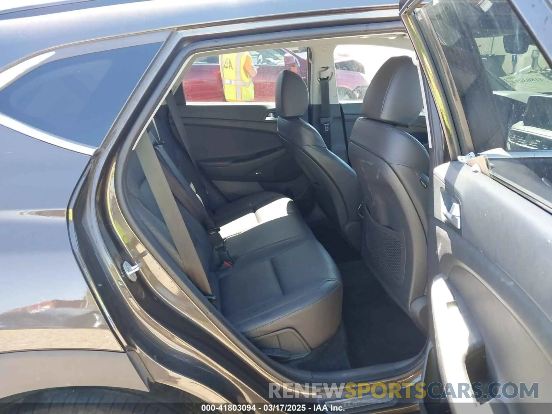 8 Photograph of a damaged car KM8J33AL9LU133063 HYUNDAI TUCSON 2020
