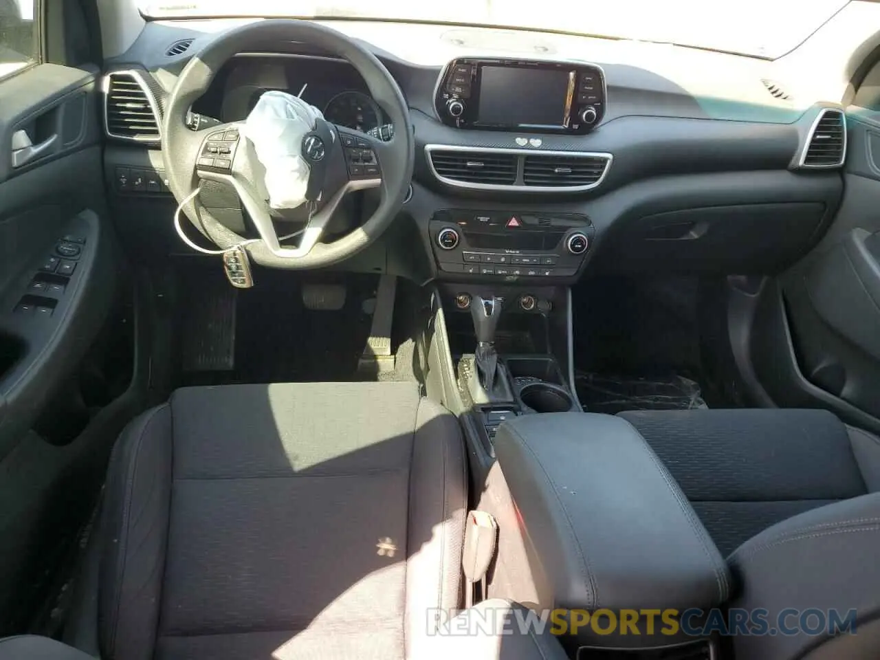 8 Фотография поврежденного автомобиля KM8J33AL9LU137534 HYUNDAI TUCSON 2020