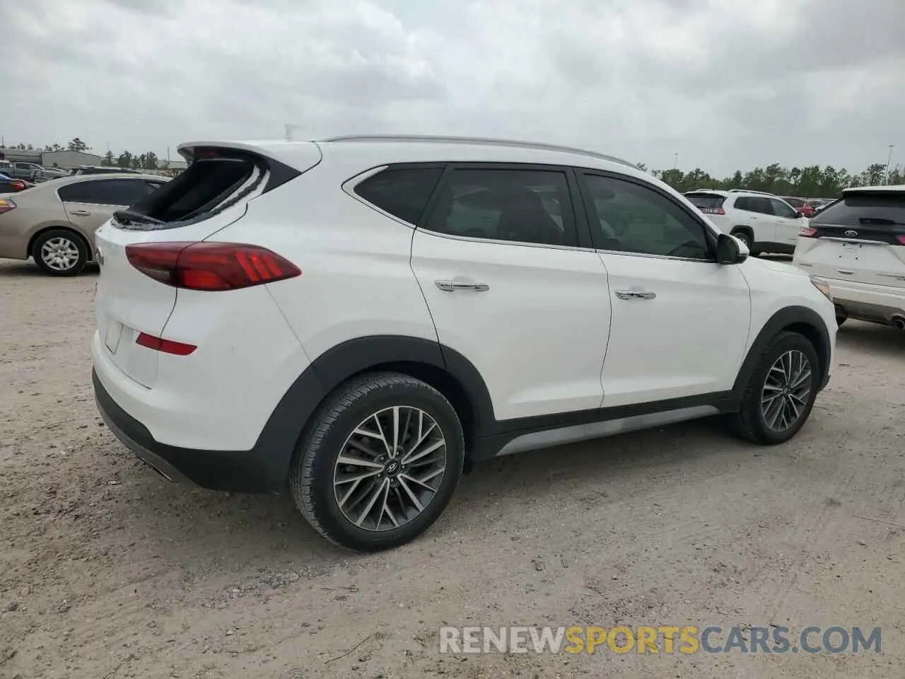 3 Фотография поврежденного автомобиля KM8J33ALXLU259416 HYUNDAI TUCSON 2020