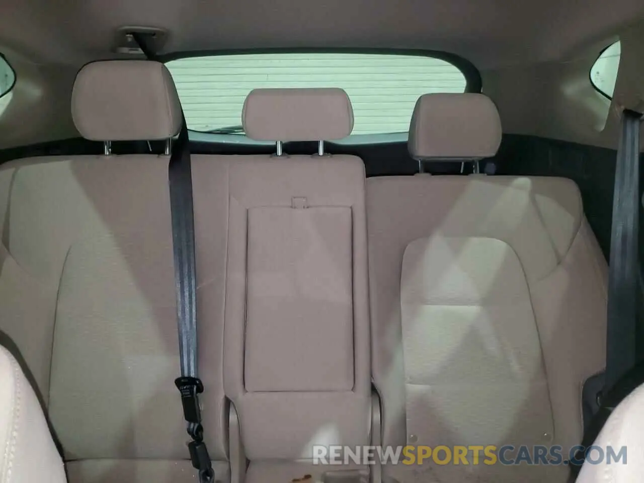 10 Photograph of a damaged car KM8J3CA41LU239192 HYUNDAI TUCSON 2020