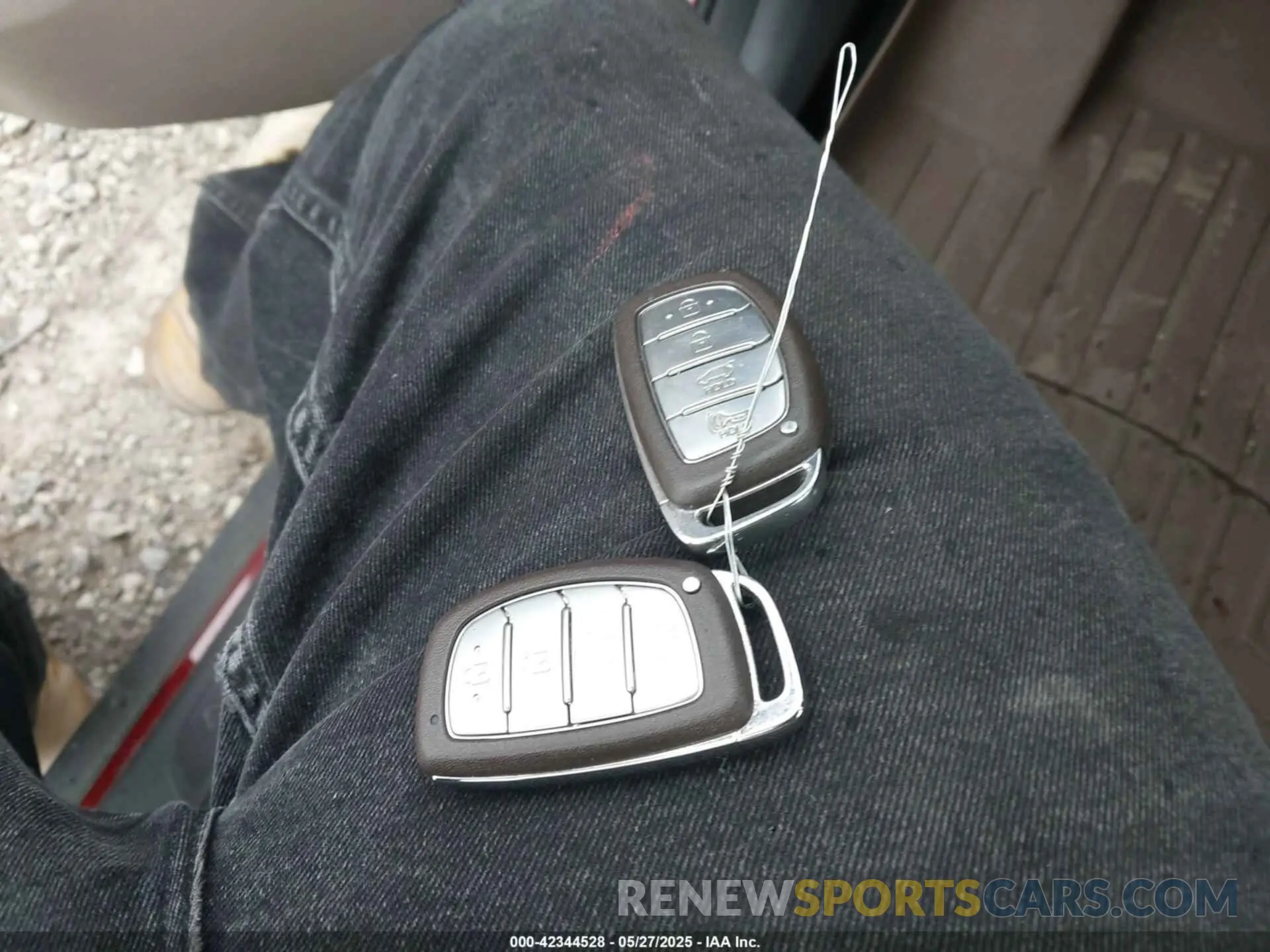 11 Photograph of a damaged car KM8J3CA46LU267571 HYUNDAI TUCSON 2020