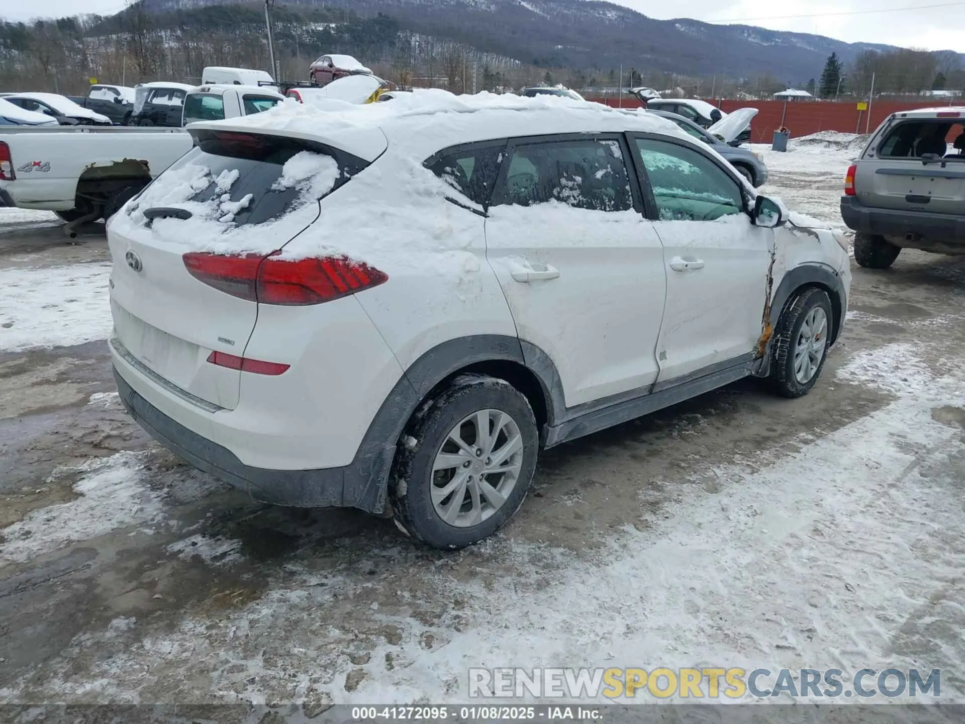 4 Фотография поврежденного автомобиля KM8J3CA47LU105786 HYUNDAI TUCSON 2020