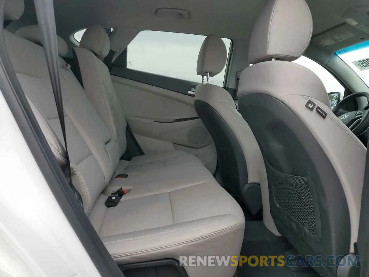 11 Photograph of a damaged car KM8J3CA49LU190467 HYUNDAI TUCSON 2020