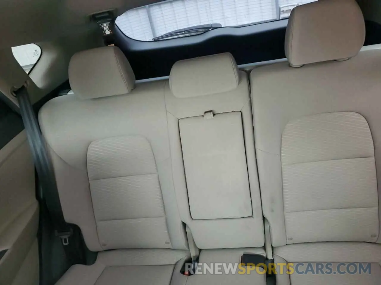 10 Фотография поврежденного автомобиля KM8J3CA49LU203492 HYUNDAI TUCSON 2020