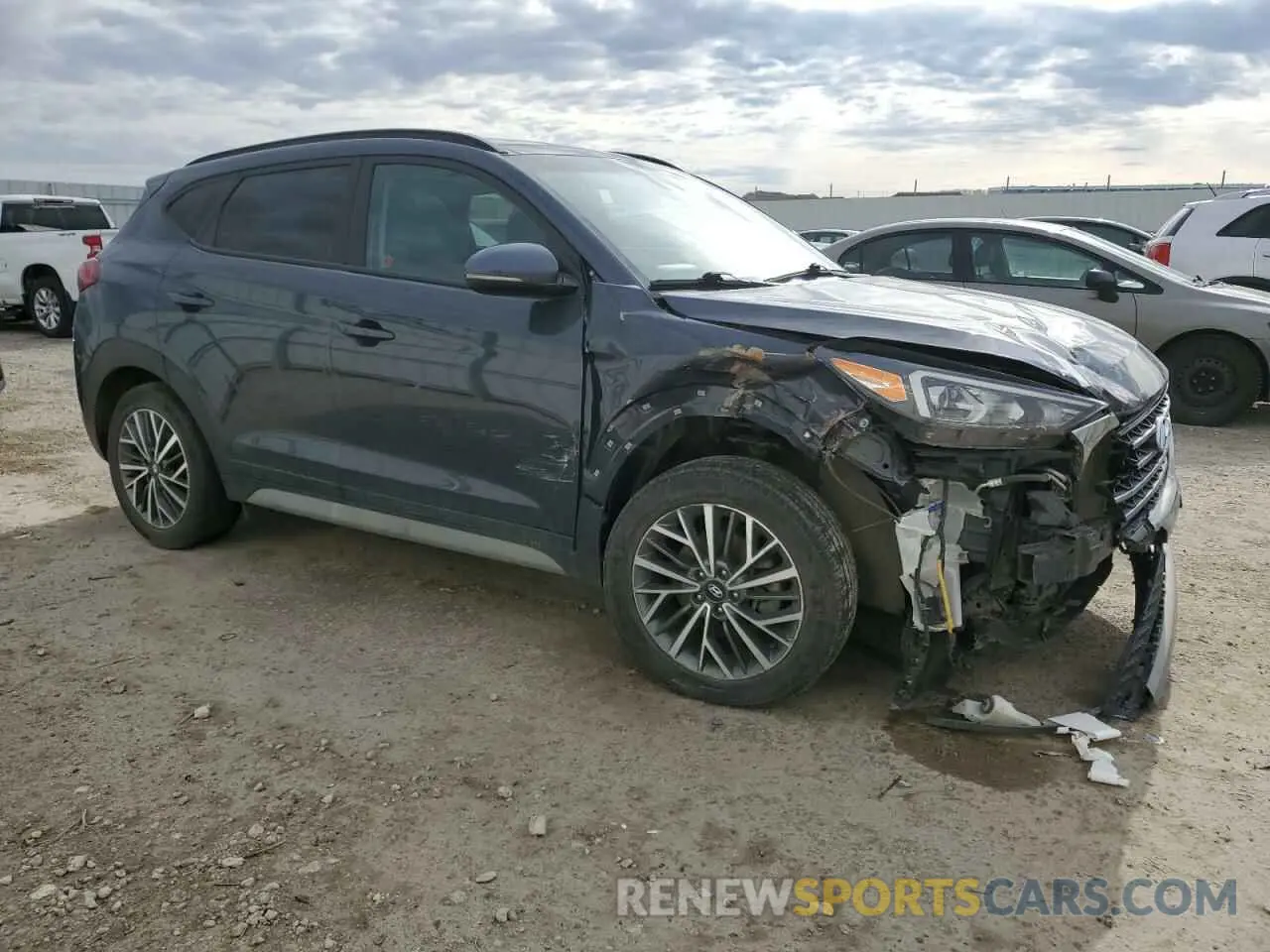 4 Photograph of a damaged car KM8J3CAL1LU118900 HYUNDAI TUCSON 2020