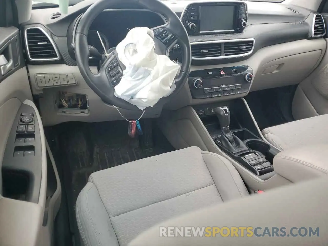 8 Photograph of a damaged car KM8J3CAL1LU221332 HYUNDAI TUCSON 2020