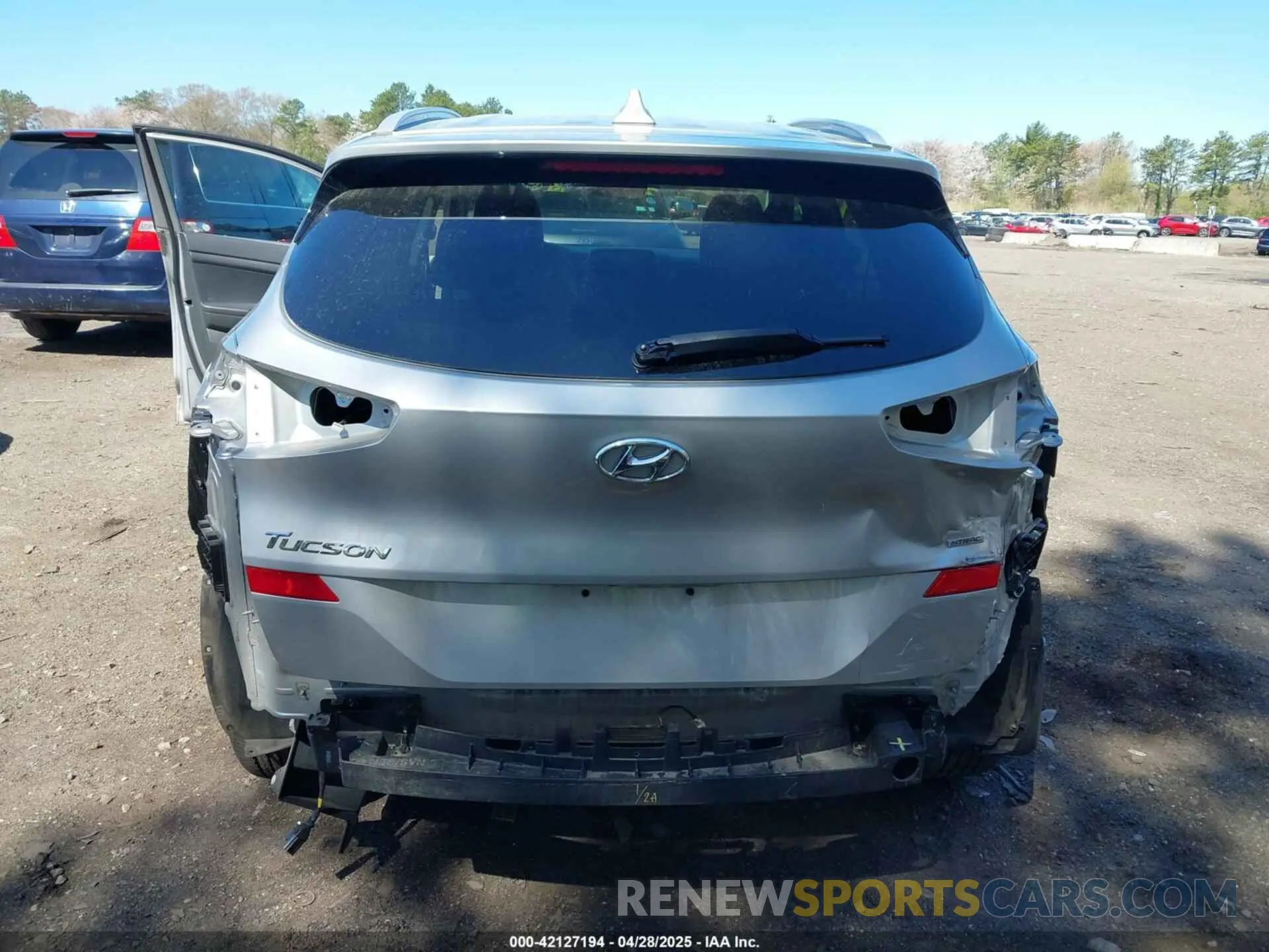 16 Photograph of a damaged car KM8J3CAL1LU221394 HYUNDAI TUCSON 2020