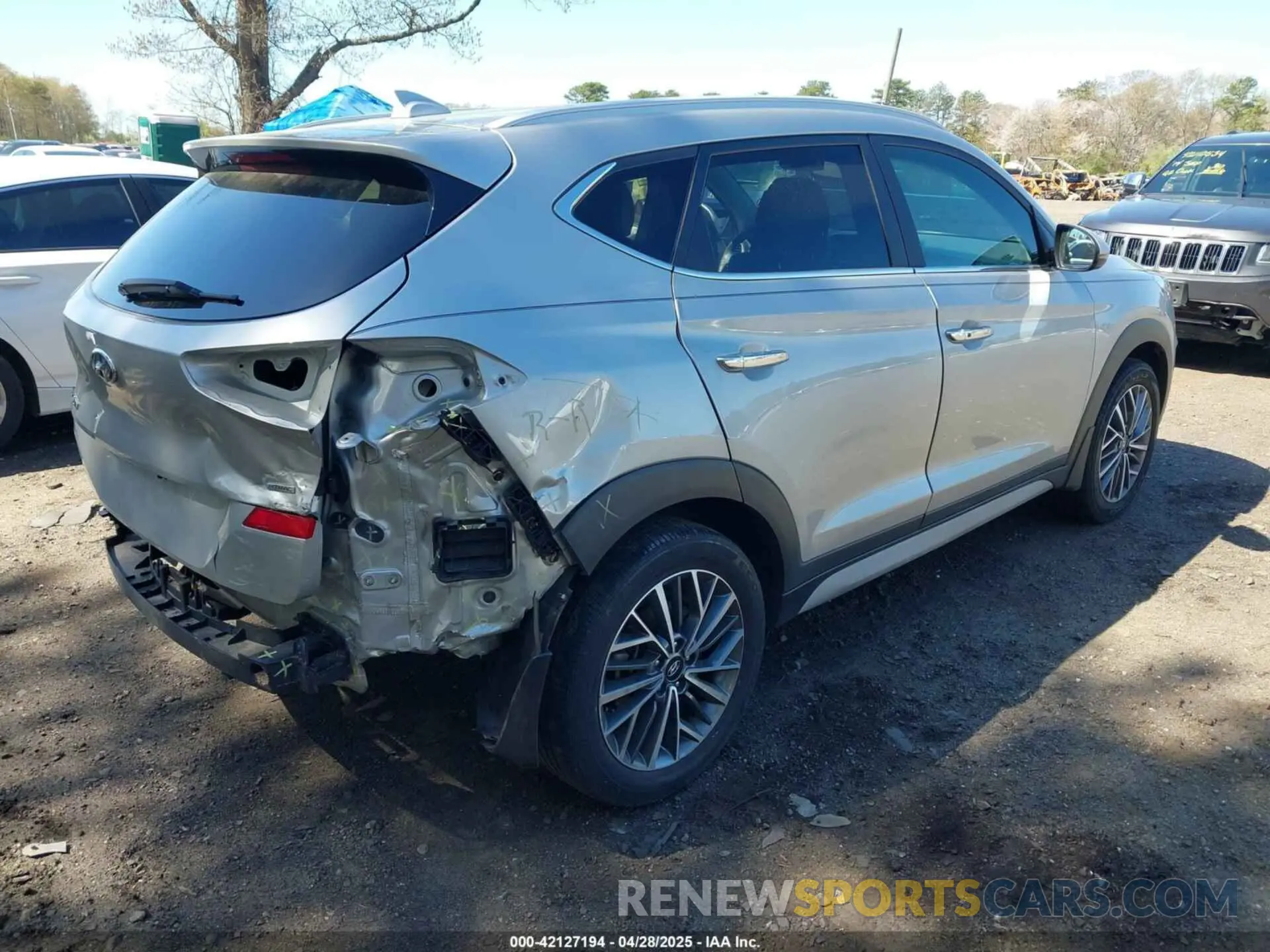 4 Photograph of a damaged car KM8J3CAL1LU221394 HYUNDAI TUCSON 2020
