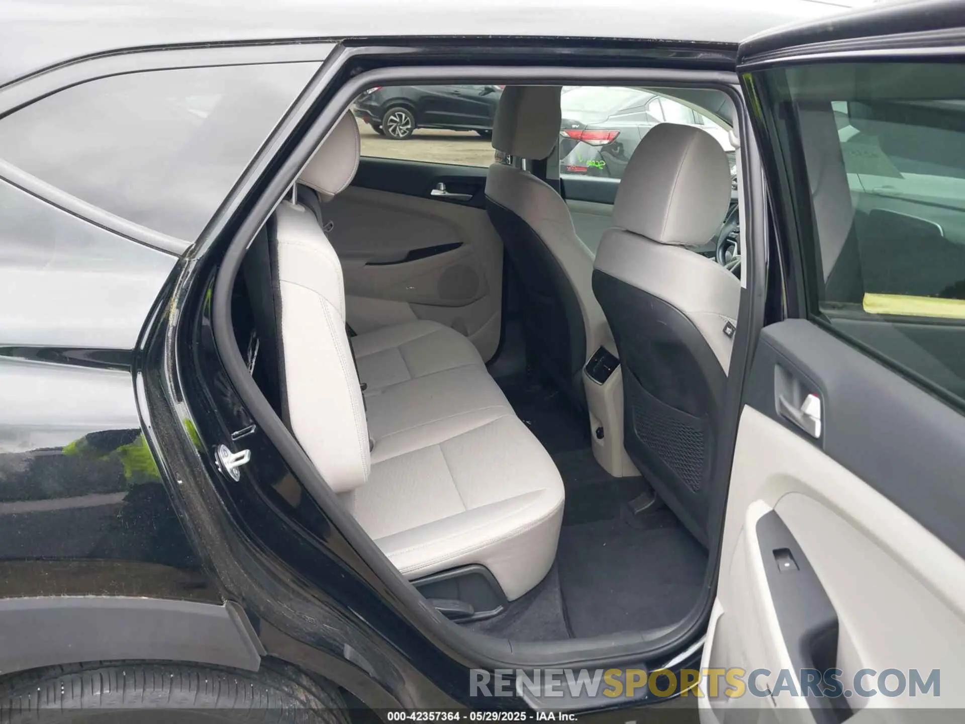 8 Фотография поврежденного автомобиля KM8J3CAL2LU214762 HYUNDAI TUCSON 2020