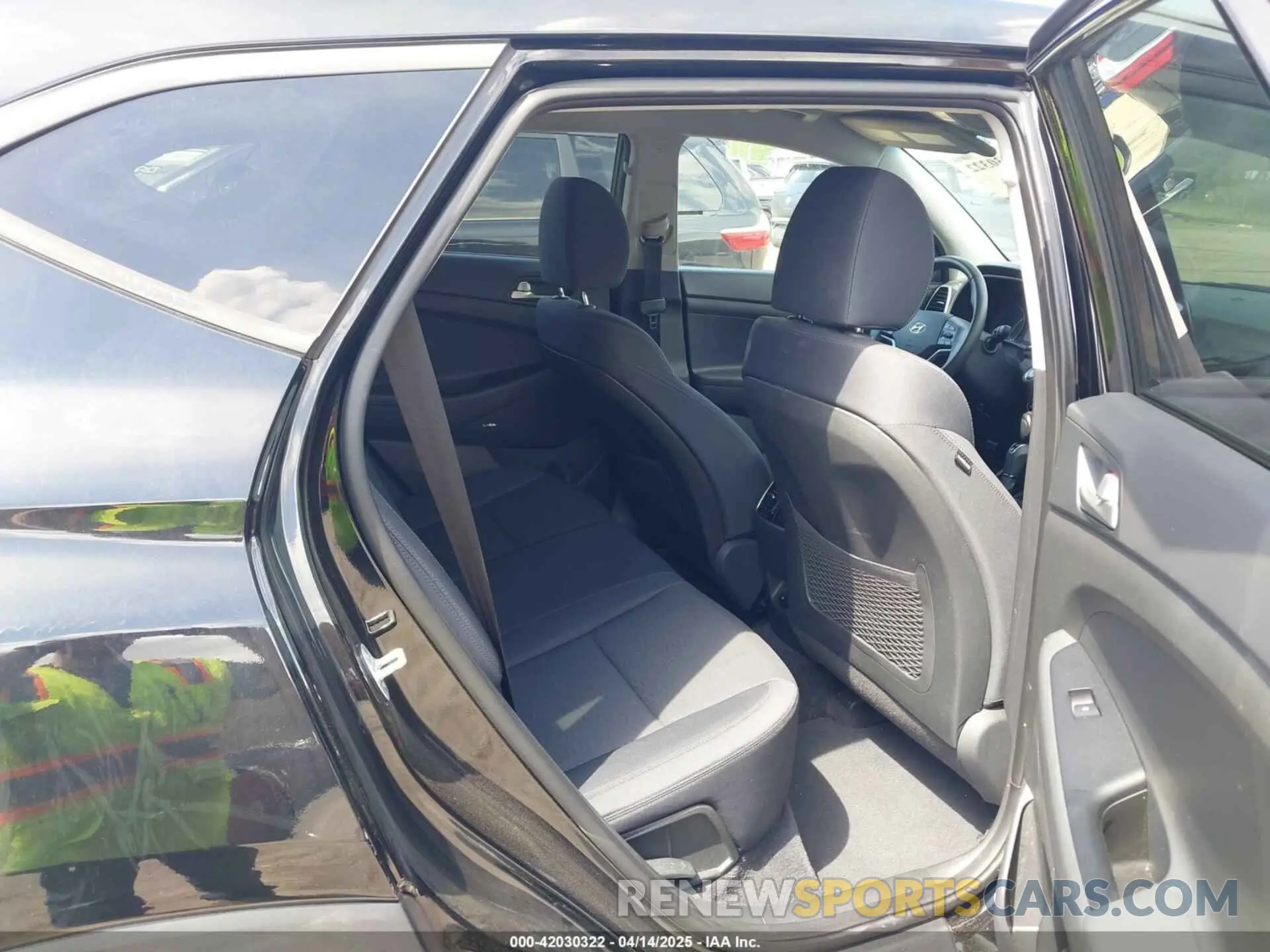 8 Photograph of a damaged car KM8J3CAL2LU214888 HYUNDAI TUCSON 2020