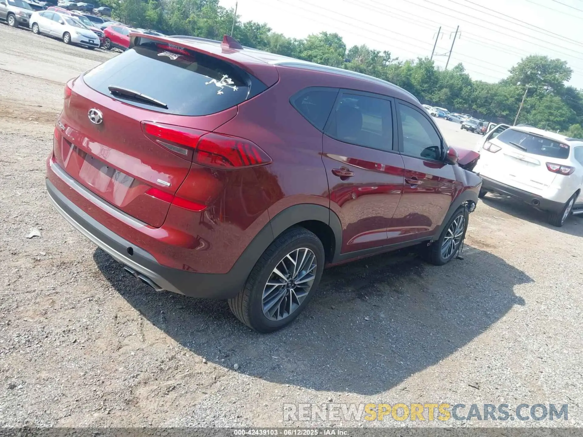 4 Photograph of a damaged car KM8J3CAL3LU197745 HYUNDAI TUCSON 2020