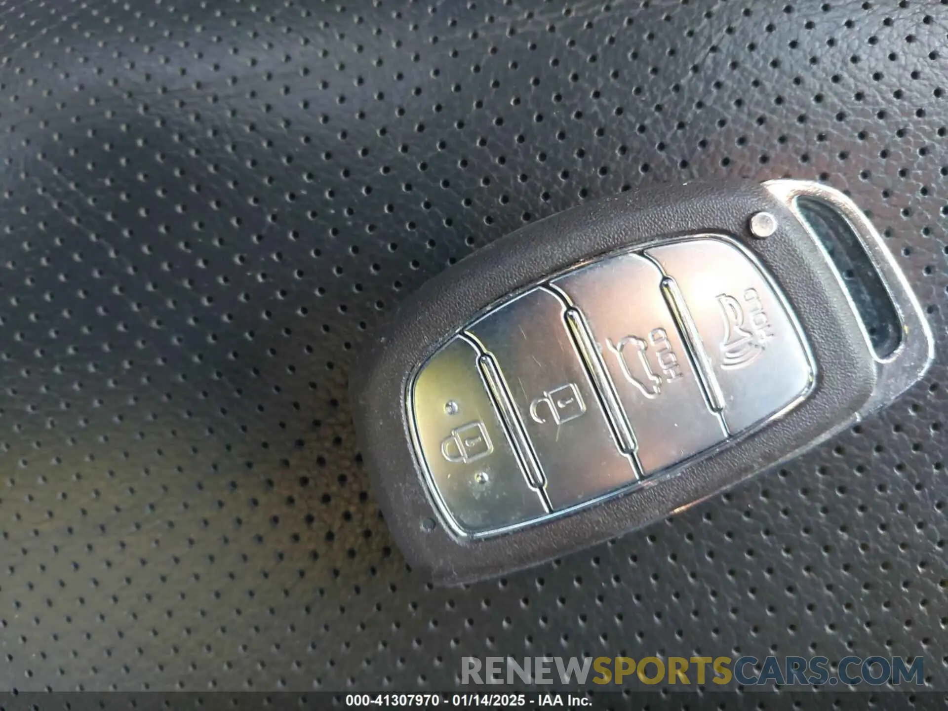 11 Photograph of a damaged car KM8J3CAL3LU259113 HYUNDAI TUCSON 2020