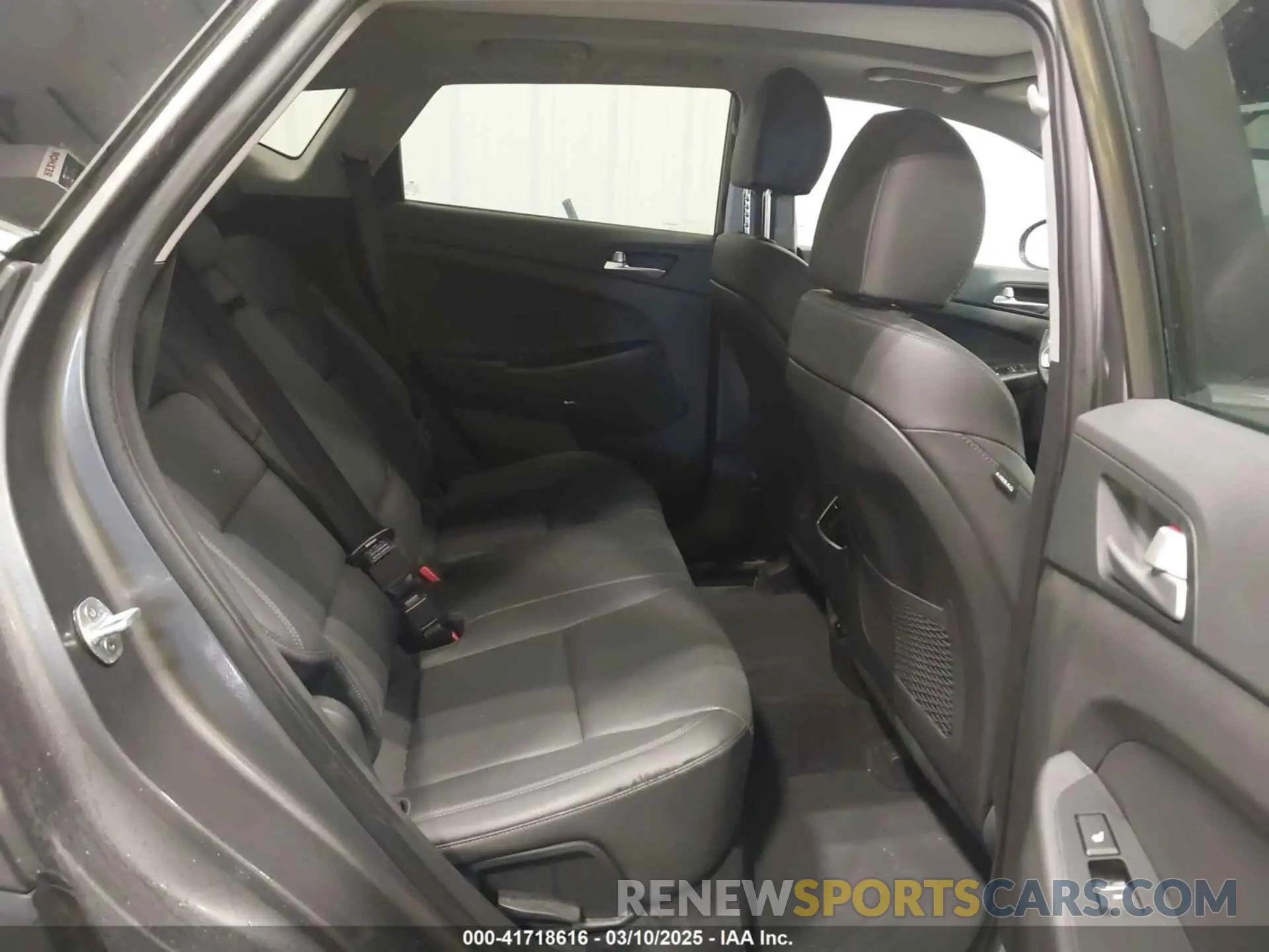 8 Photograph of a damaged car KM8J3CAL4LU186432 HYUNDAI TUCSON 2020