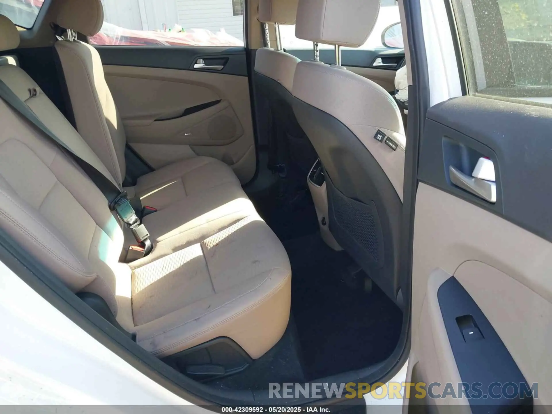 8 Фотография поврежденного автомобиля KM8J3CAL5LU111920 HYUNDAI TUCSON 2020
