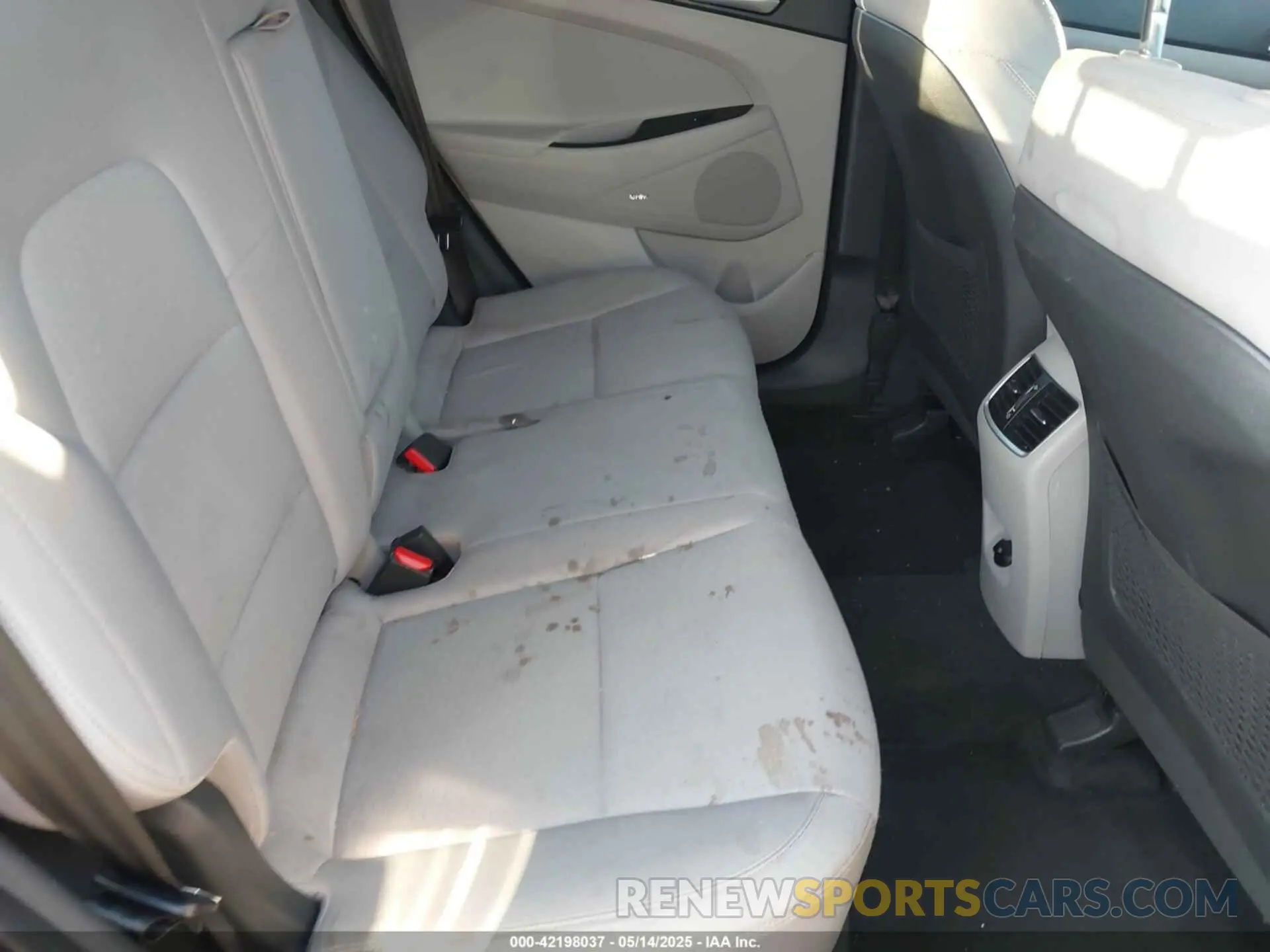 8 Photograph of a damaged car KM8J3CAL6LU197657 HYUNDAI TUCSON 2020