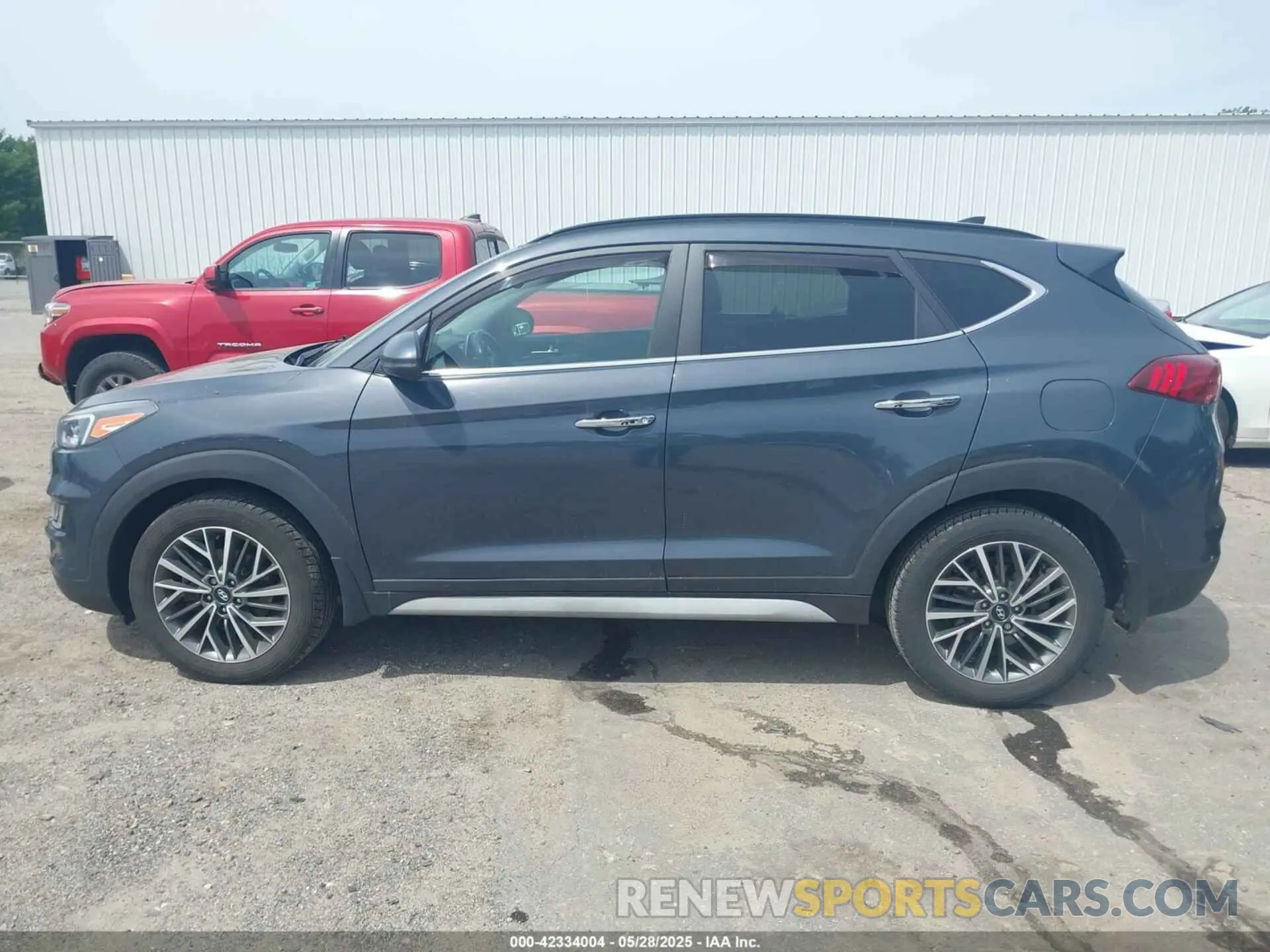 14 Photograph of a damaged car KM8J3CAL6LU207989 HYUNDAI TUCSON 2020
