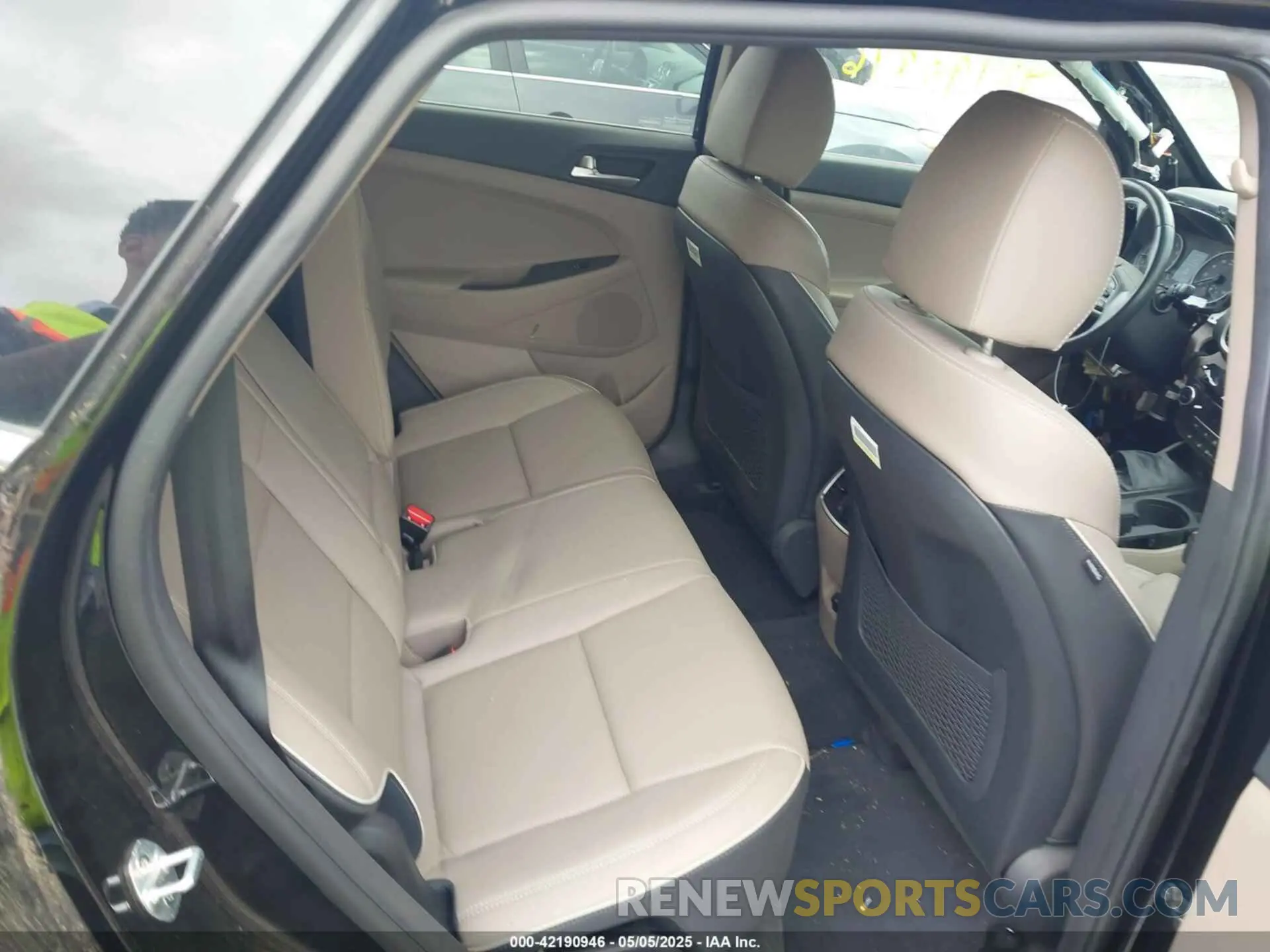 8 Photograph of a damaged car KM8J3CAL9LU231915 HYUNDAI TUCSON 2020