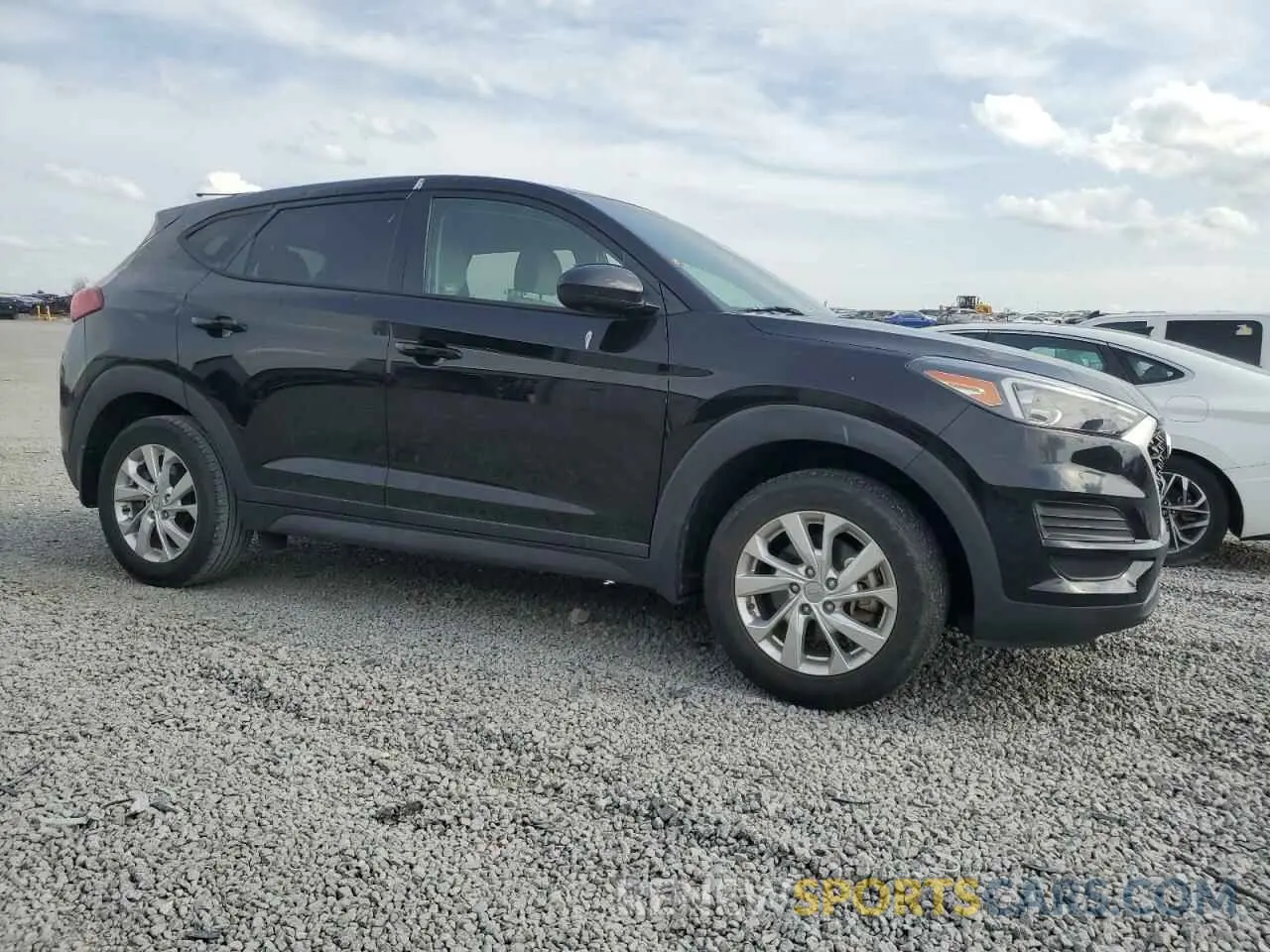 4 Photograph of a damaged car KM8J23A41MU299106 HYUNDAI TUCSON 2021