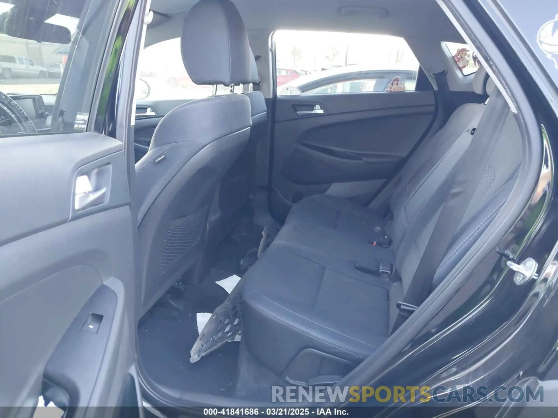 8 Photograph of a damaged car KM8J23A43MU384254 HYUNDAI TUCSON 2021