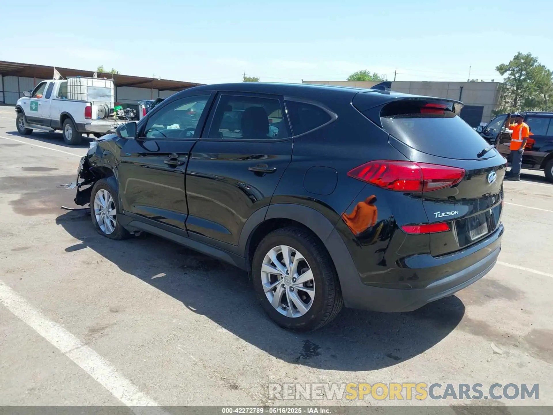 3 Фотография поврежденного автомобиля KM8J23A43MU400680 HYUNDAI TUCSON 2021