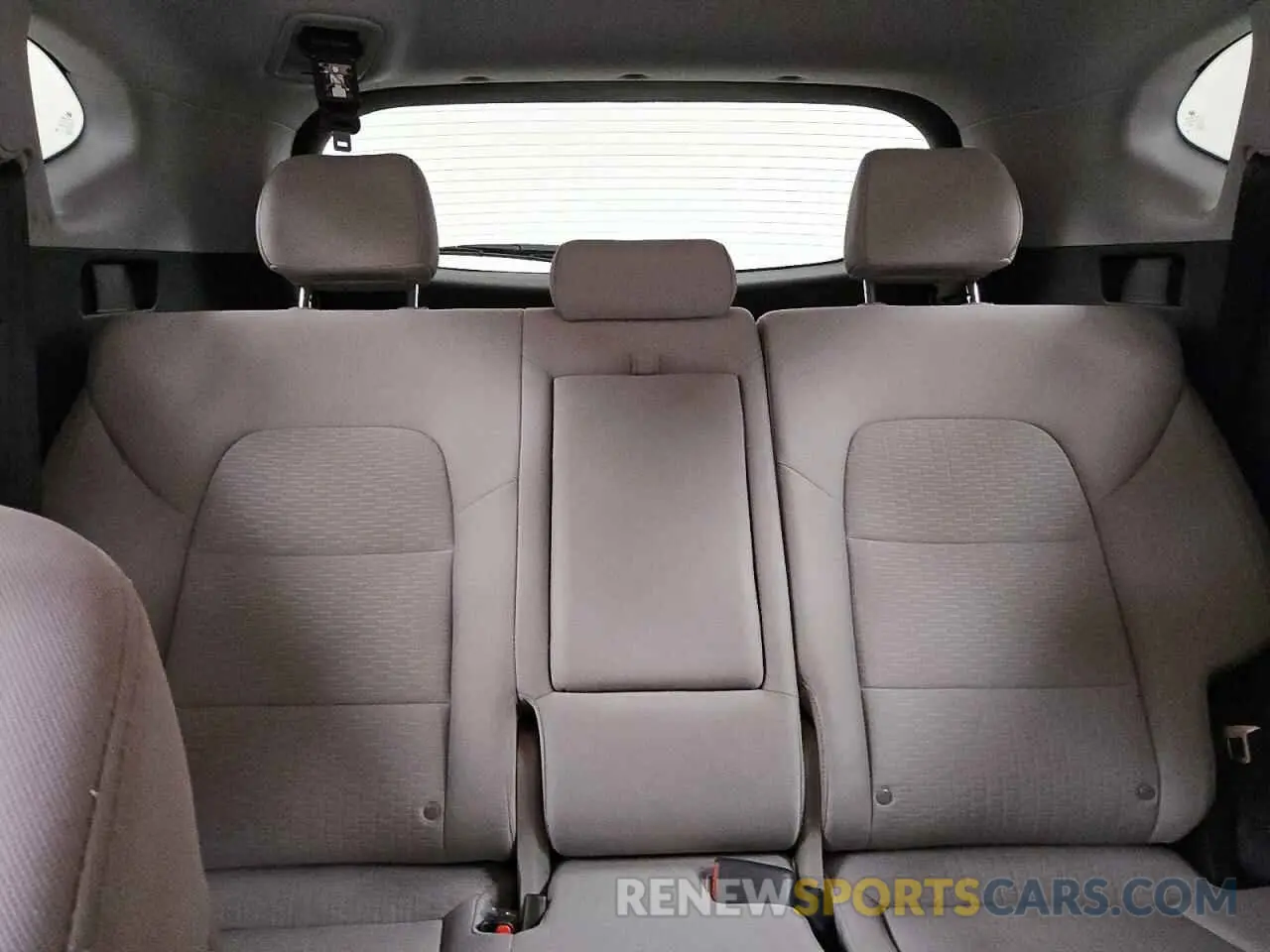 10 Photograph of a damaged car KM8J23A47MU314398 HYUNDAI TUCSON 2021