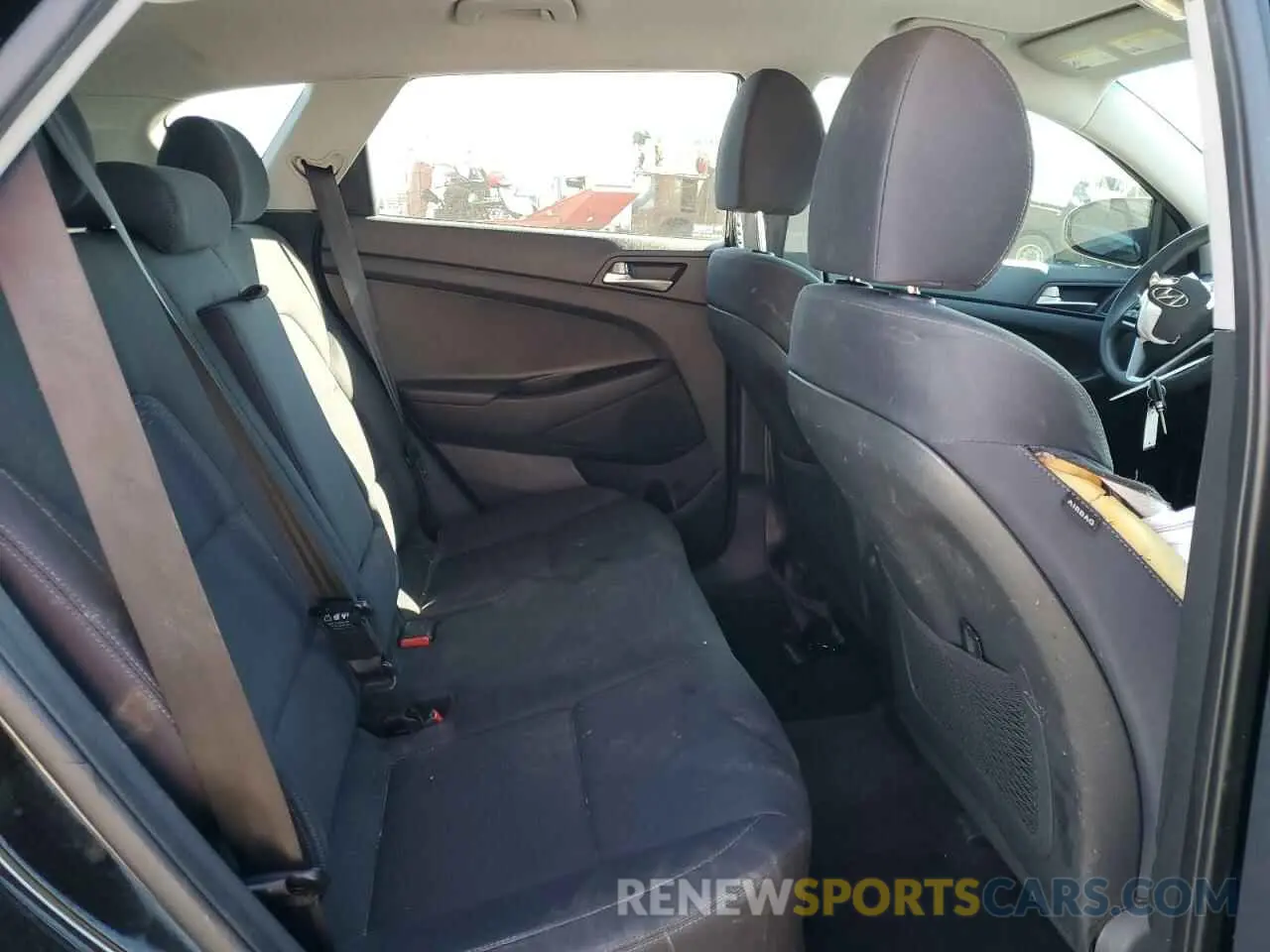 10 Photograph of a damaged car KM8J23A49MU305489 HYUNDAI TUCSON 2021