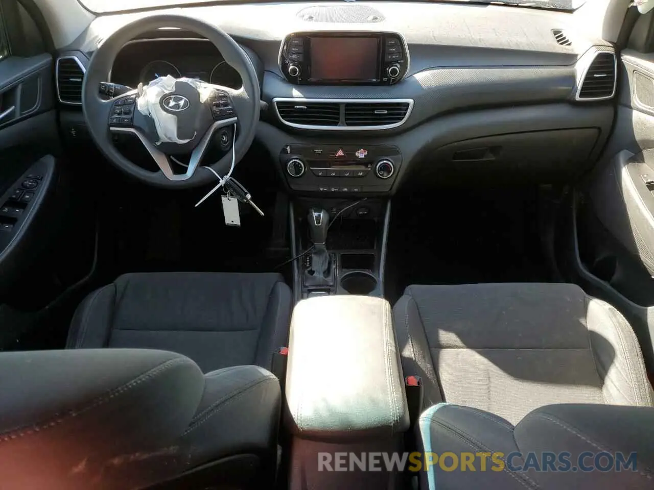 8 Photograph of a damaged car KM8J23A49MU305489 HYUNDAI TUCSON 2021