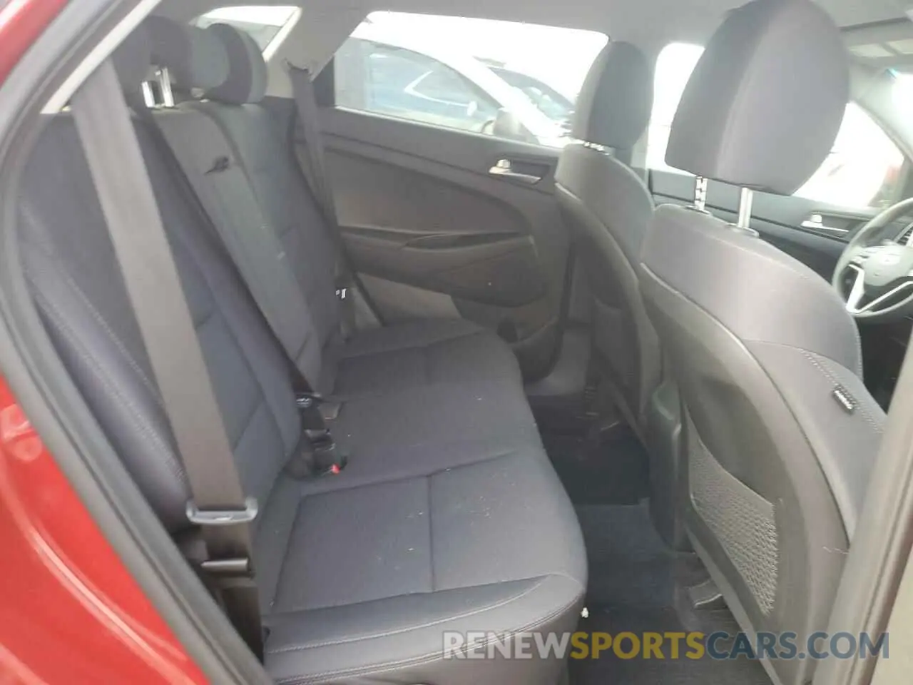 11 Photograph of a damaged car KM8J23A4XMU379892 HYUNDAI TUCSON 2021
