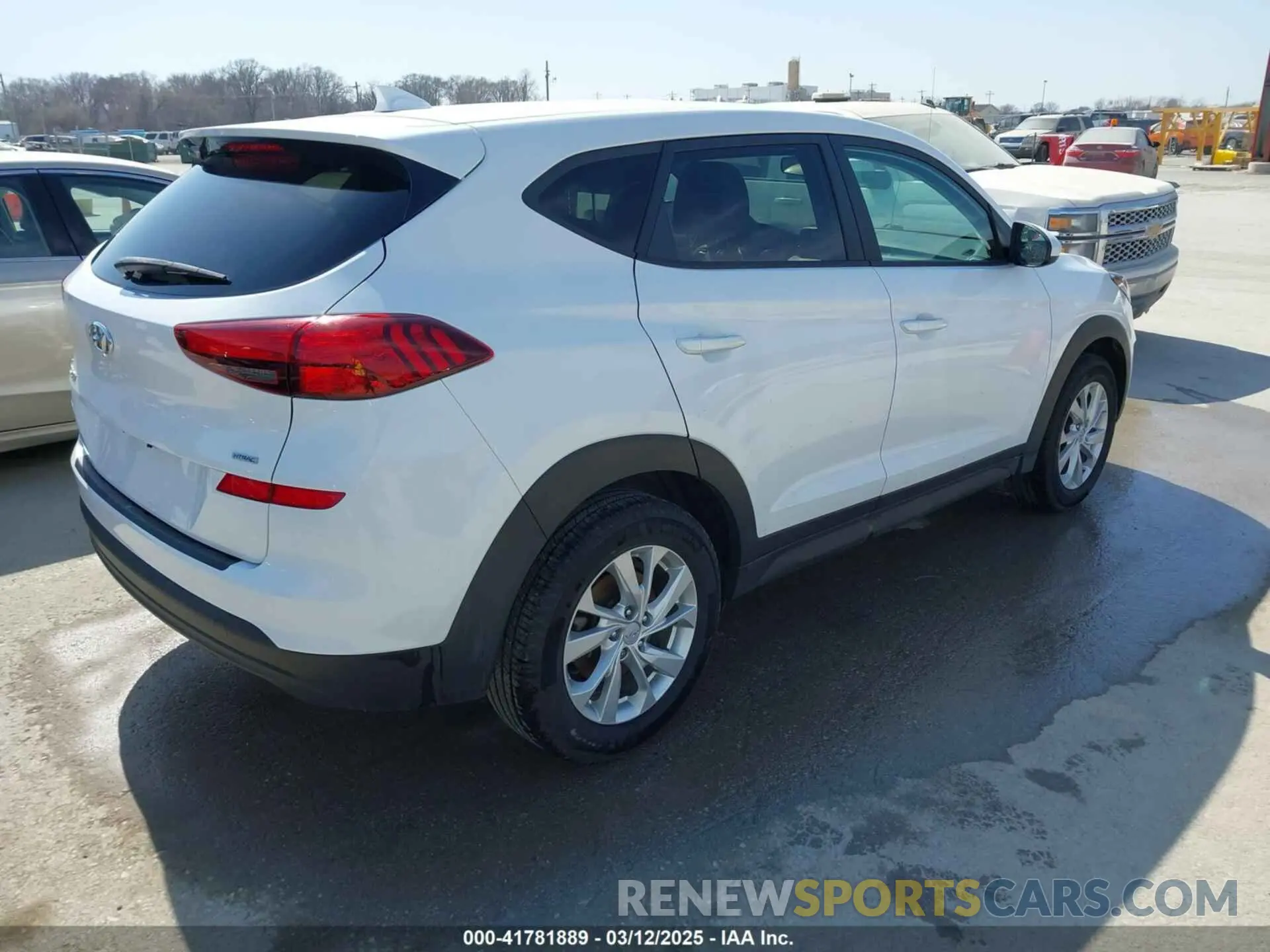 4 Фотография поврежденного автомобиля KM8J2CA44MU290013 HYUNDAI TUCSON 2021
