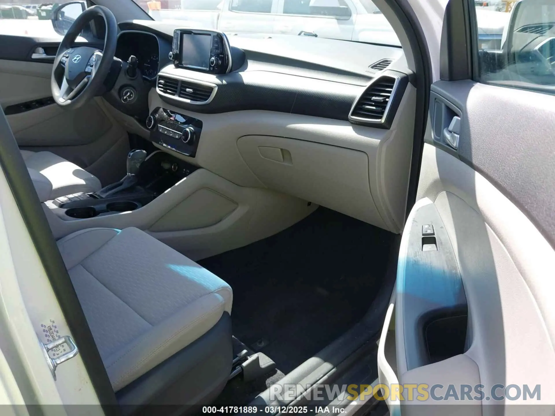 5 Фотография поврежденного автомобиля KM8J2CA44MU290013 HYUNDAI TUCSON 2021