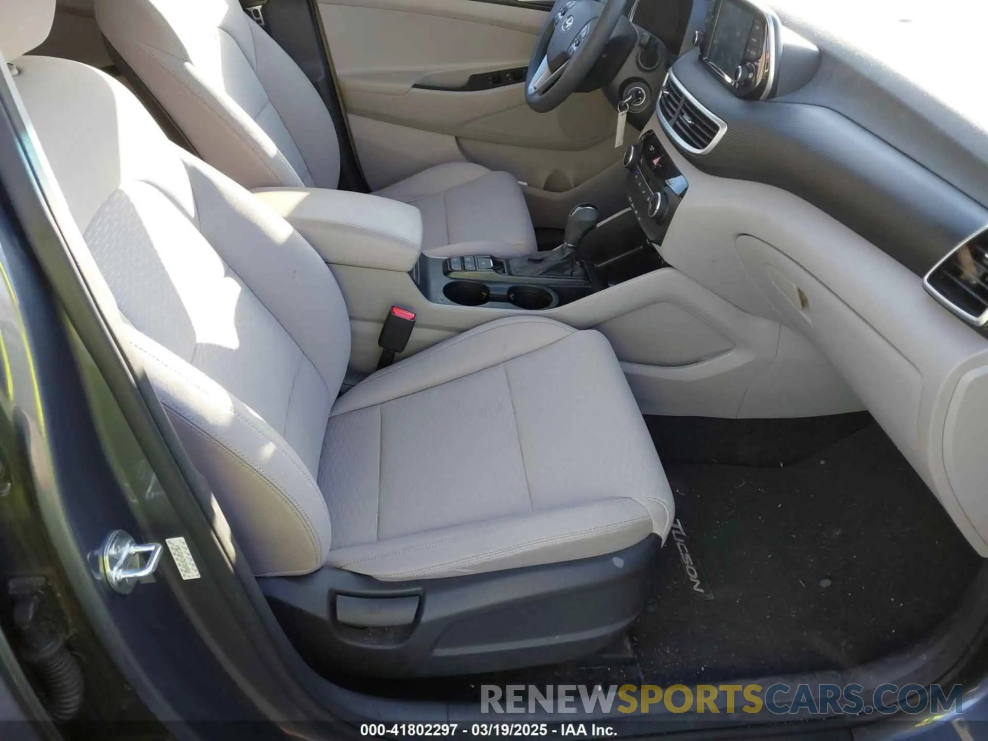 5 Photograph of a damaged car KM8J2CA47MU342654 HYUNDAI TUCSON 2021